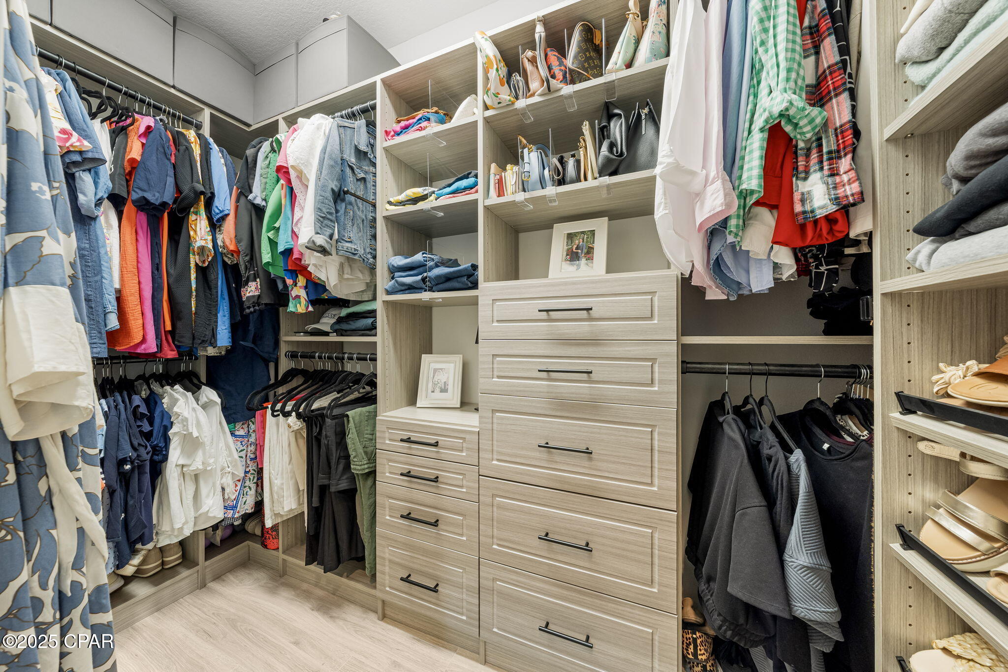 Image 38 For 8670 Treasure Past Way