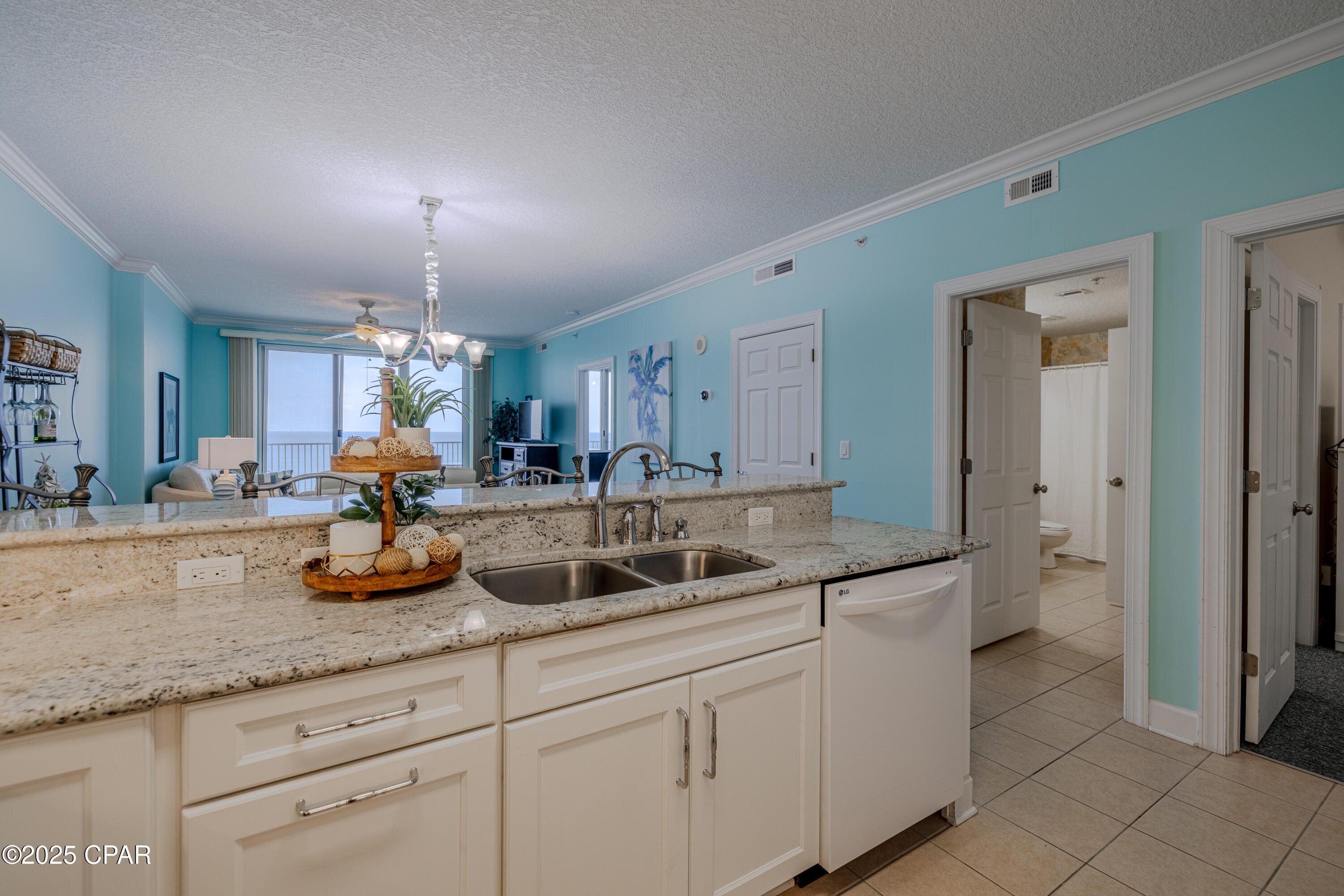 Image 11 For 17545 Front Beach Road 1507