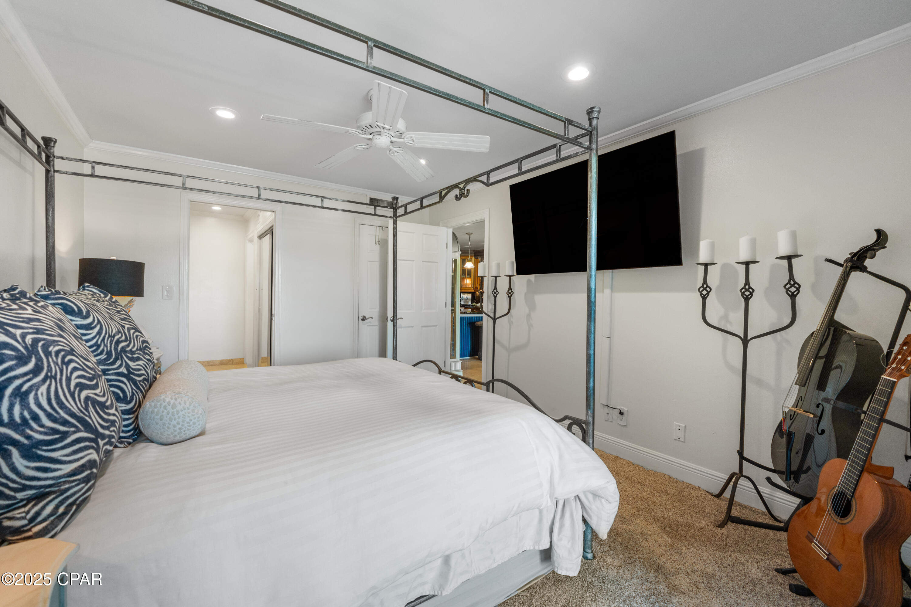 Image 18 For 4725 Bay Point Road 161