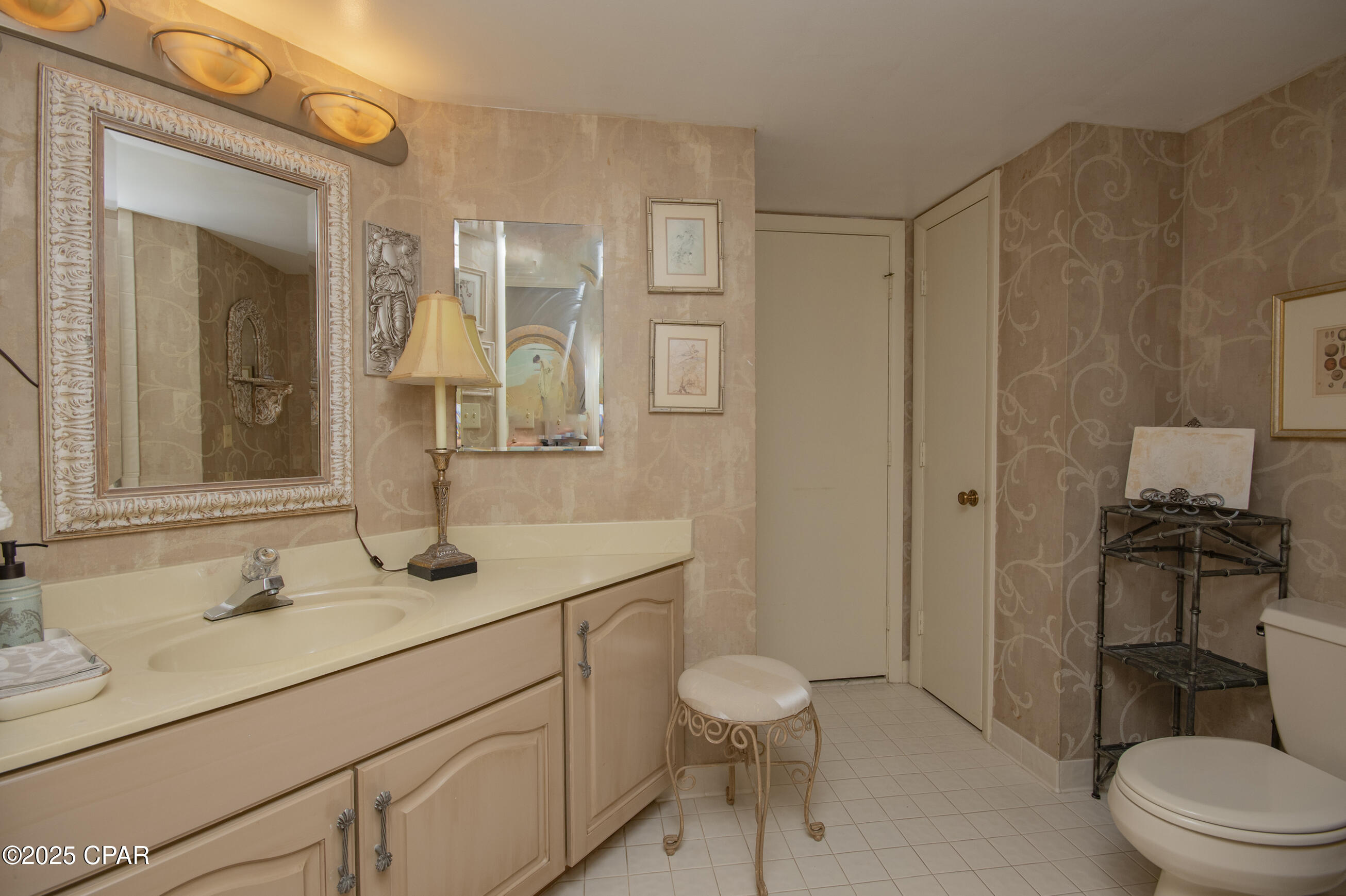 Image 14 For 6505 Thomas Drive 215