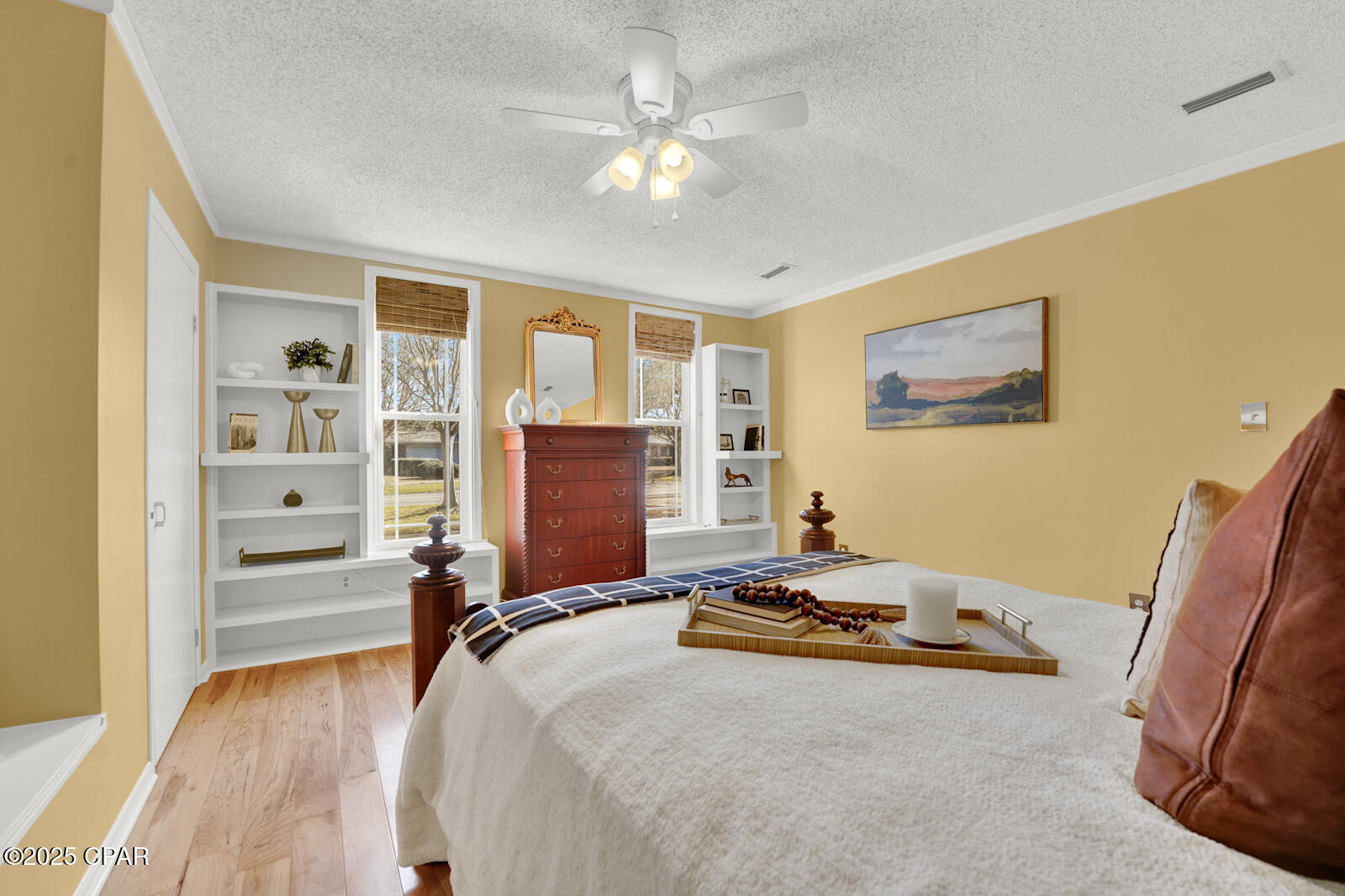 Image 54 For 672 Main Street