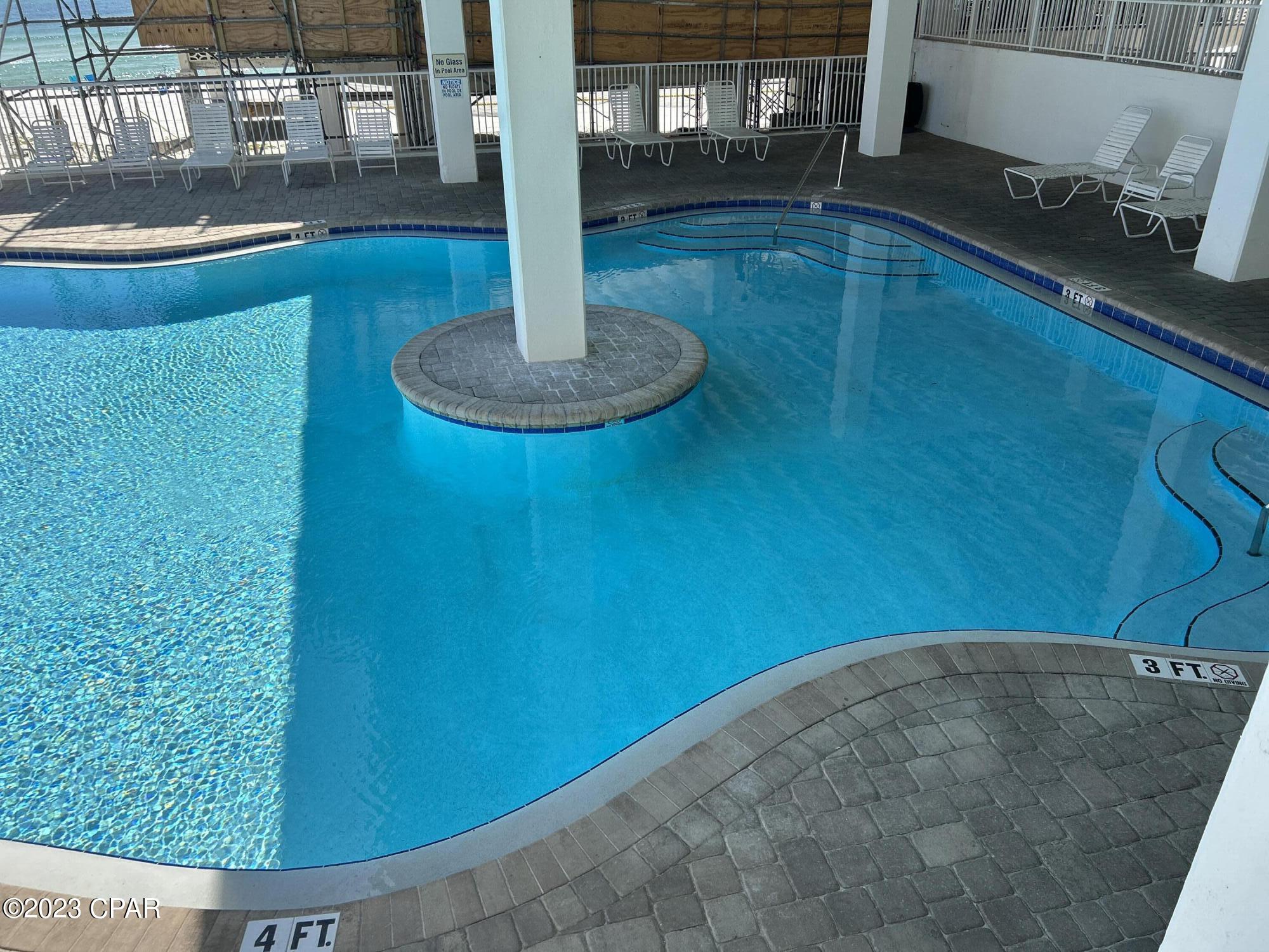 Listing photo id 13 for 14401 Front Beach Road  307