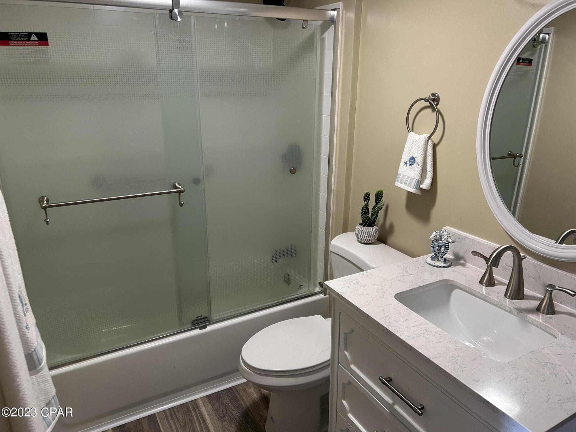 Listing photo id 6 for 14401 Front Beach Road  307