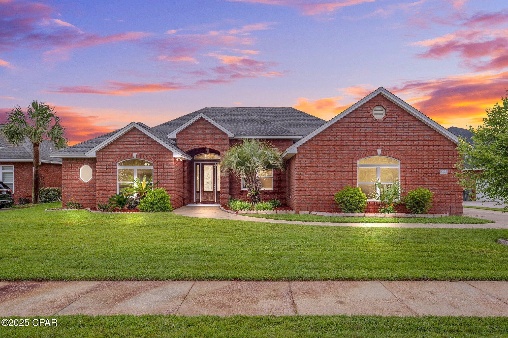 Image 11 For 203 Landings Drive