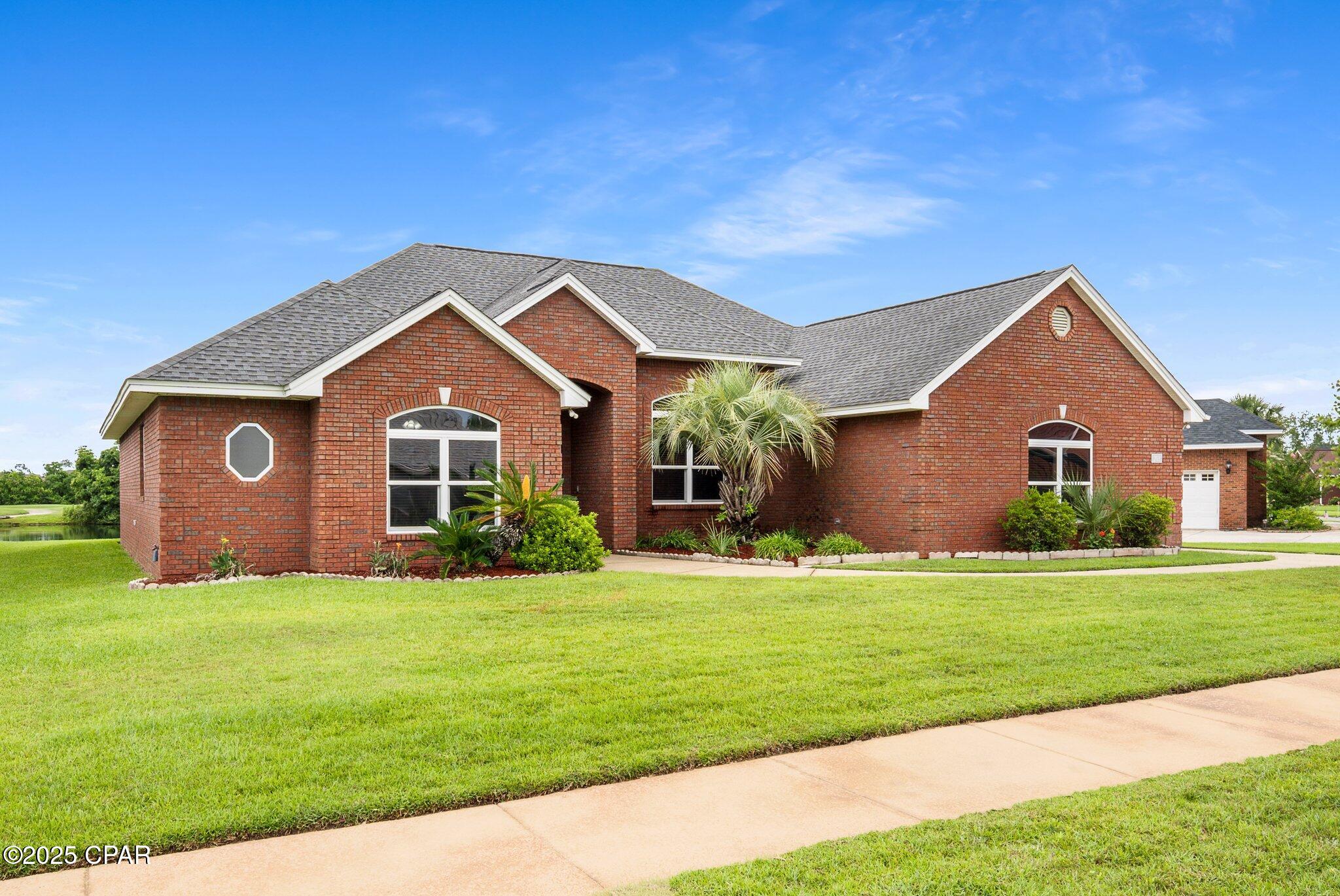 Image 16 For 203 Landings Drive