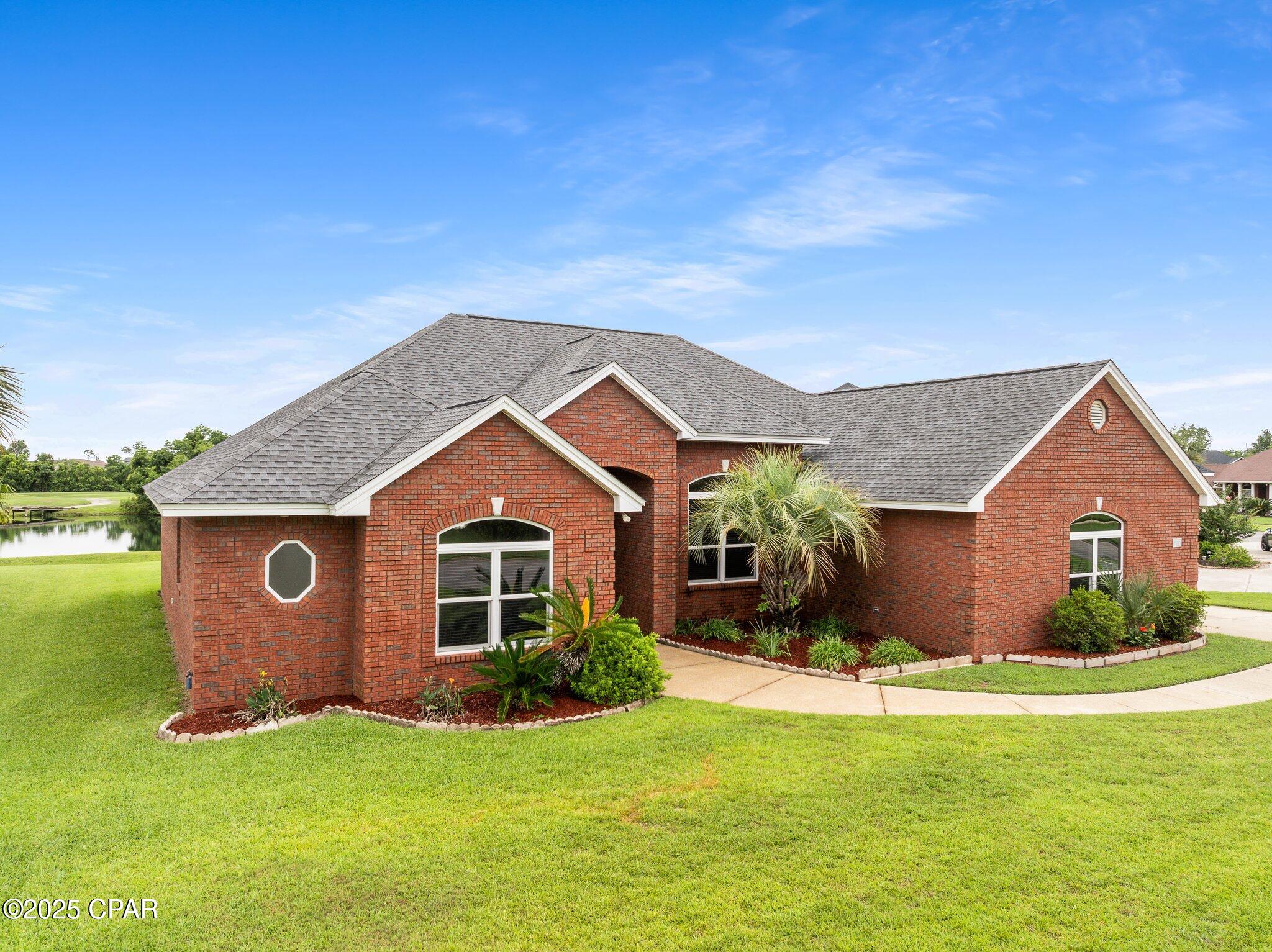 Image 19 For 203 Landings Drive