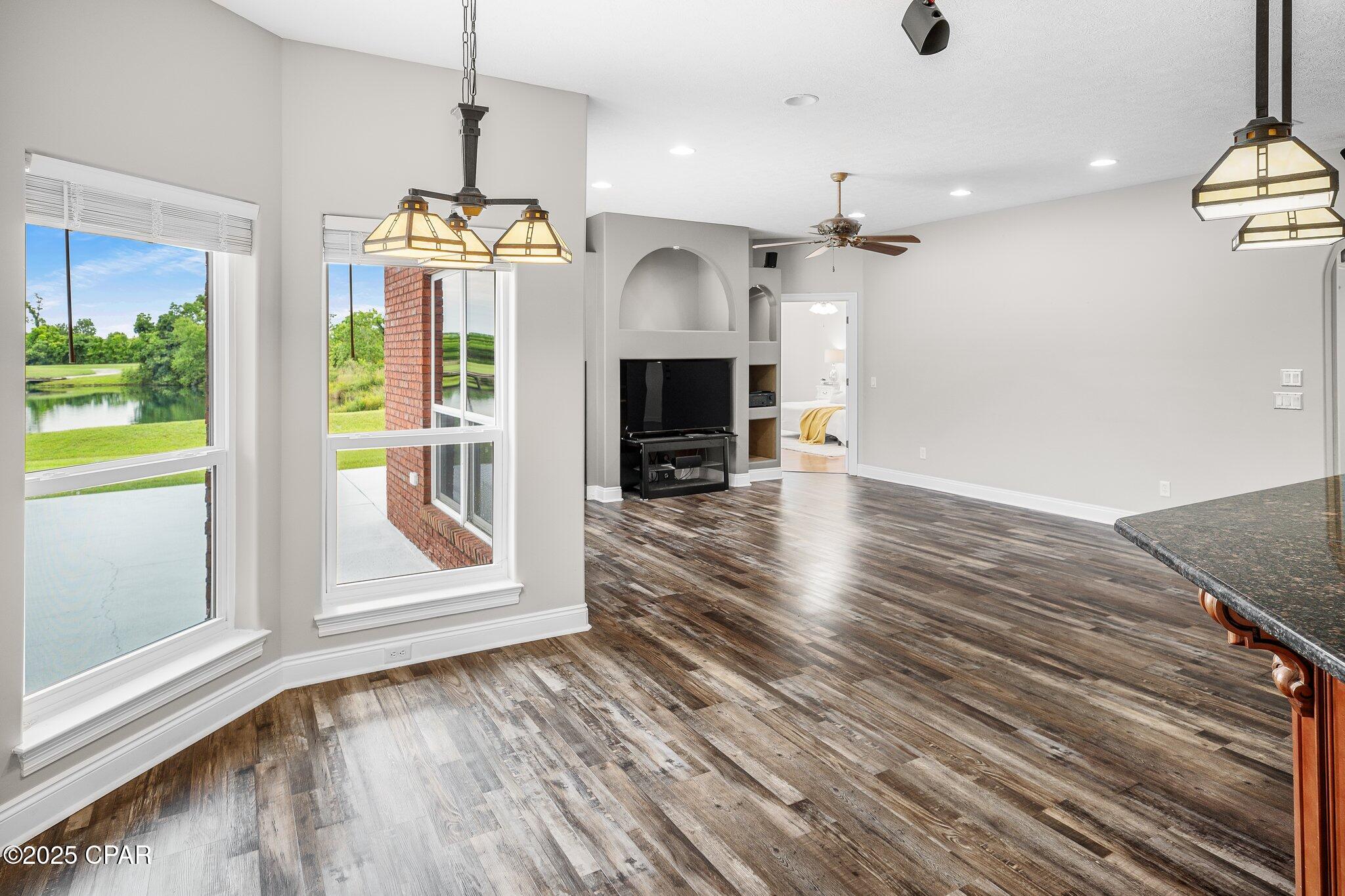 Image 36 For 203 Landings Drive