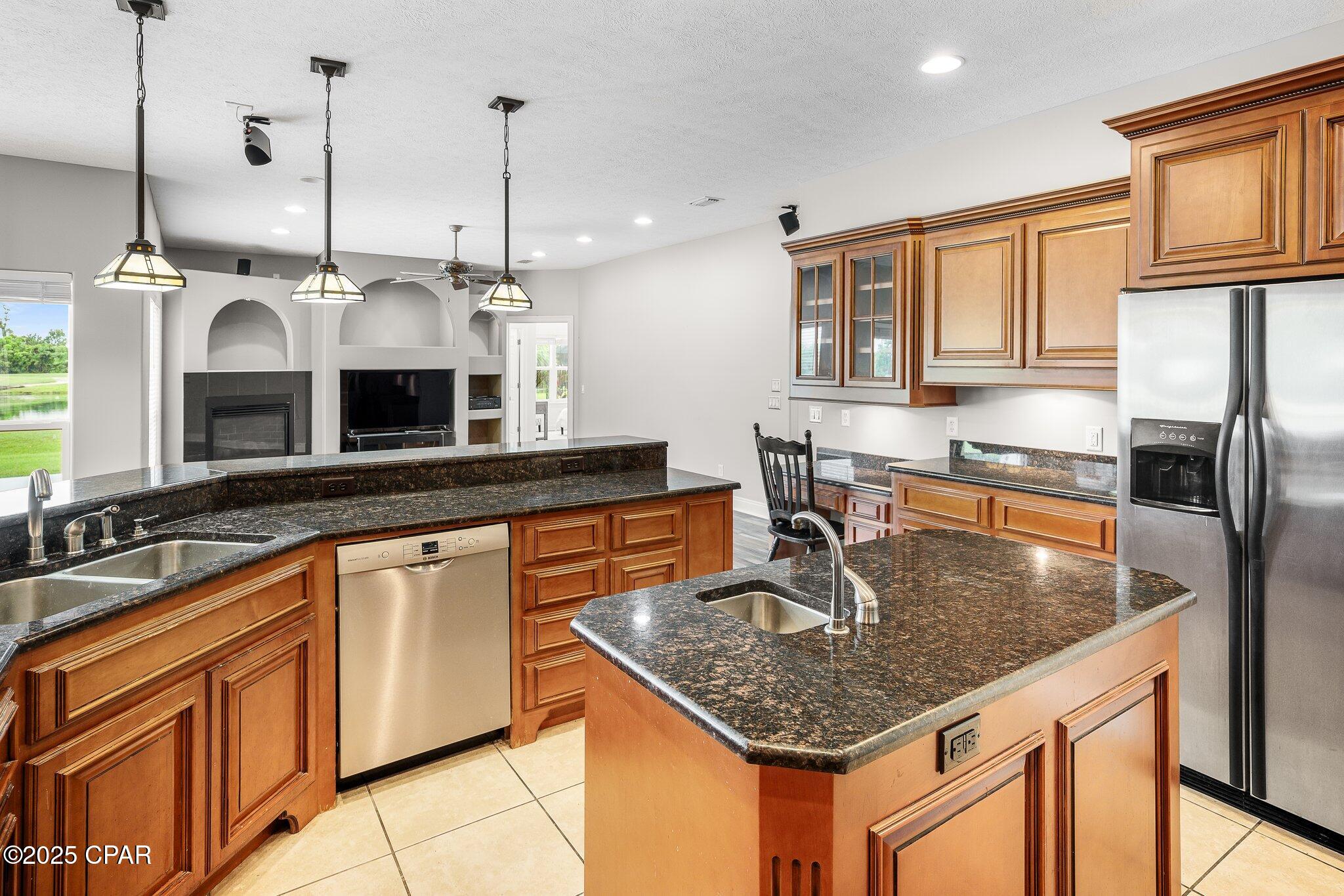 Image 41 For 203 Landings Drive