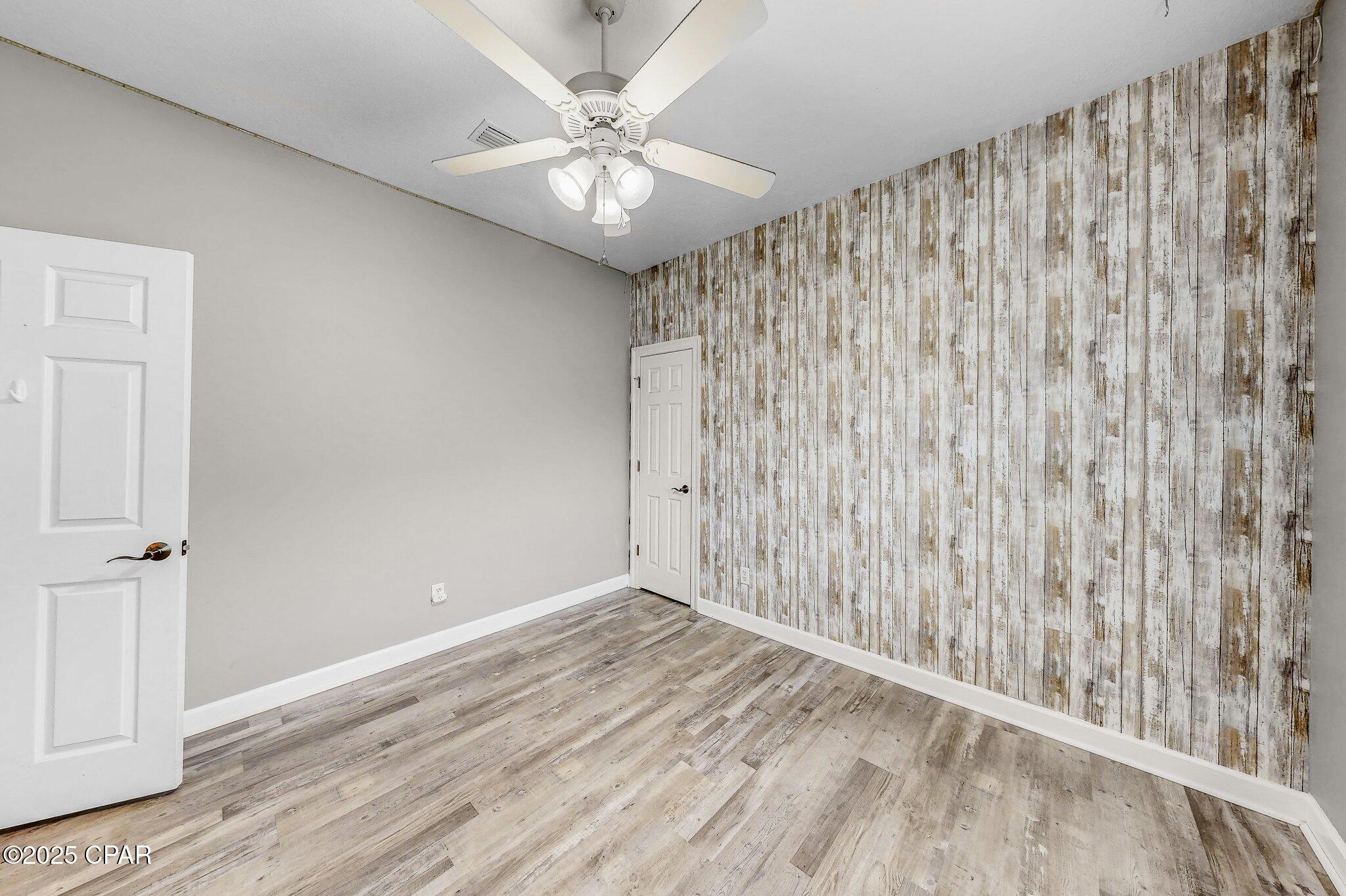 Image 59 For 203 Landings Drive