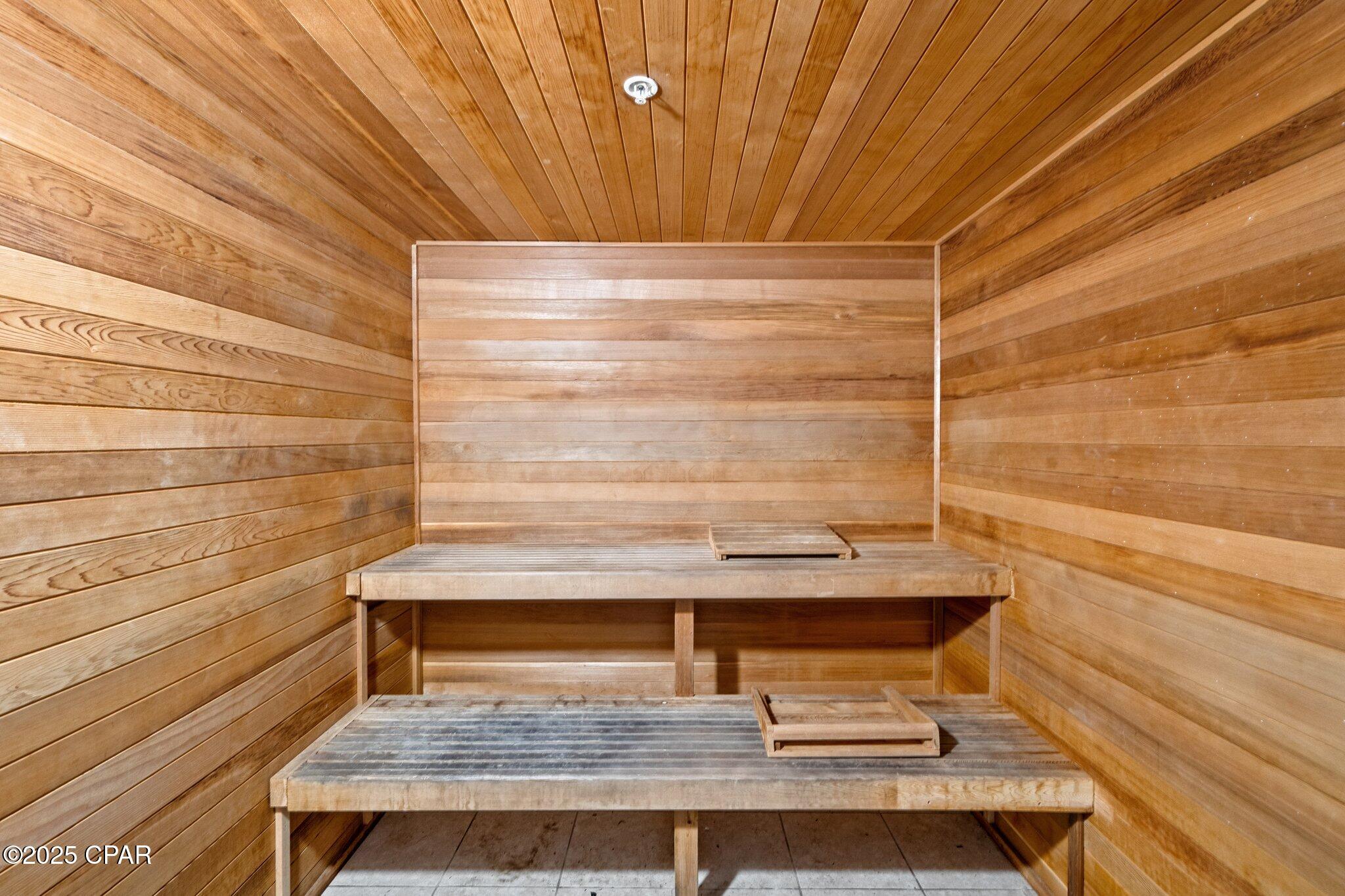 Listing photo id 27 for 17545 Front Beach Road 1705