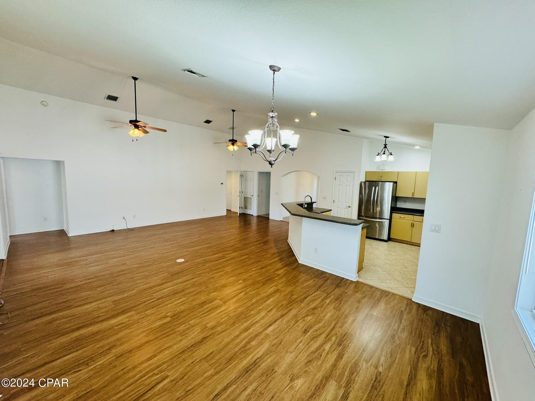 Image 10 For 207 Windsor Way