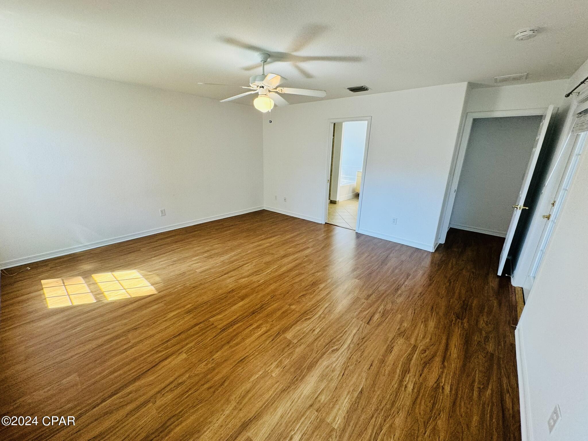 Image 20 For 207 Windsor Way