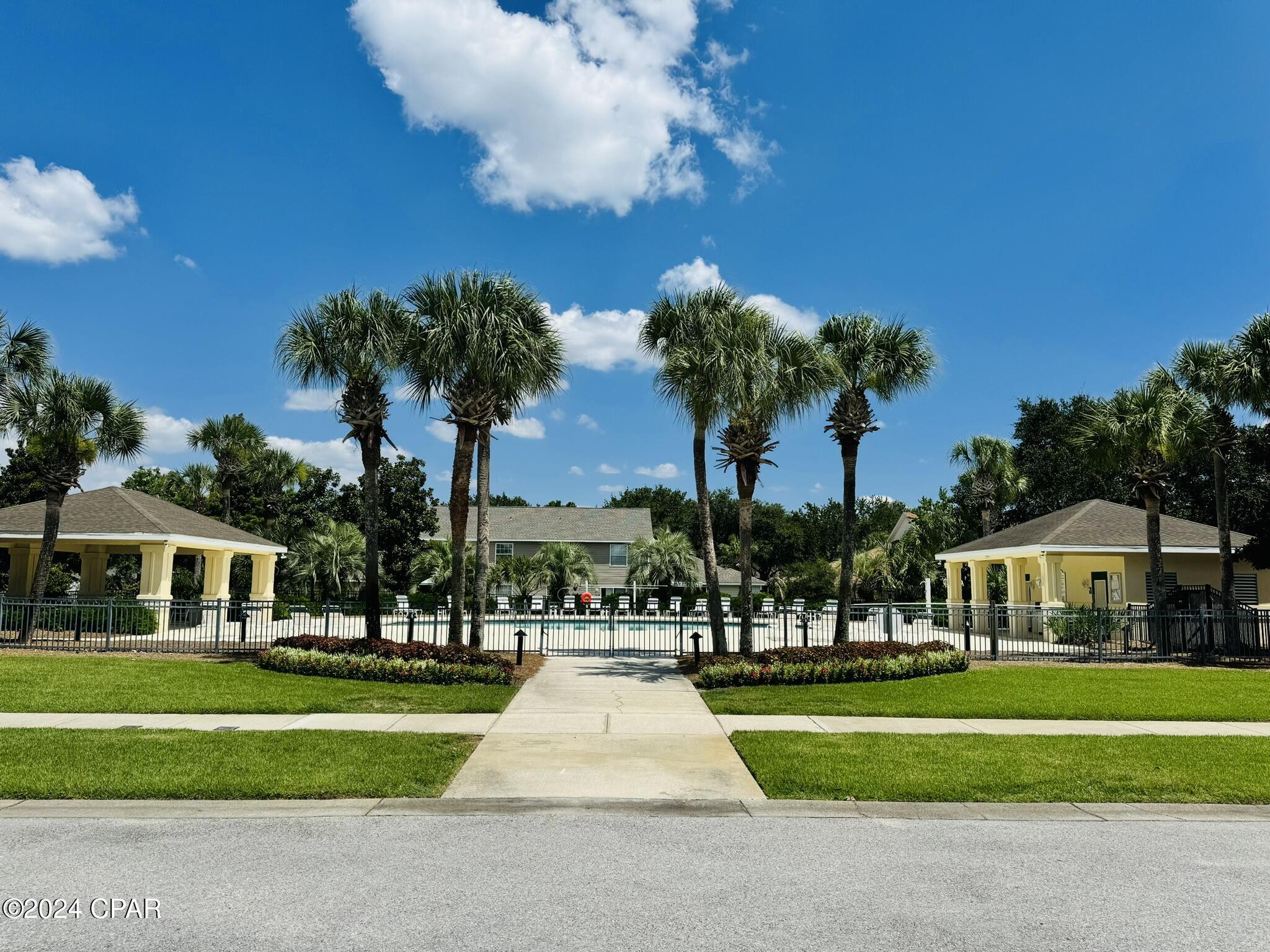 Image 36 For 207 Windsor Way