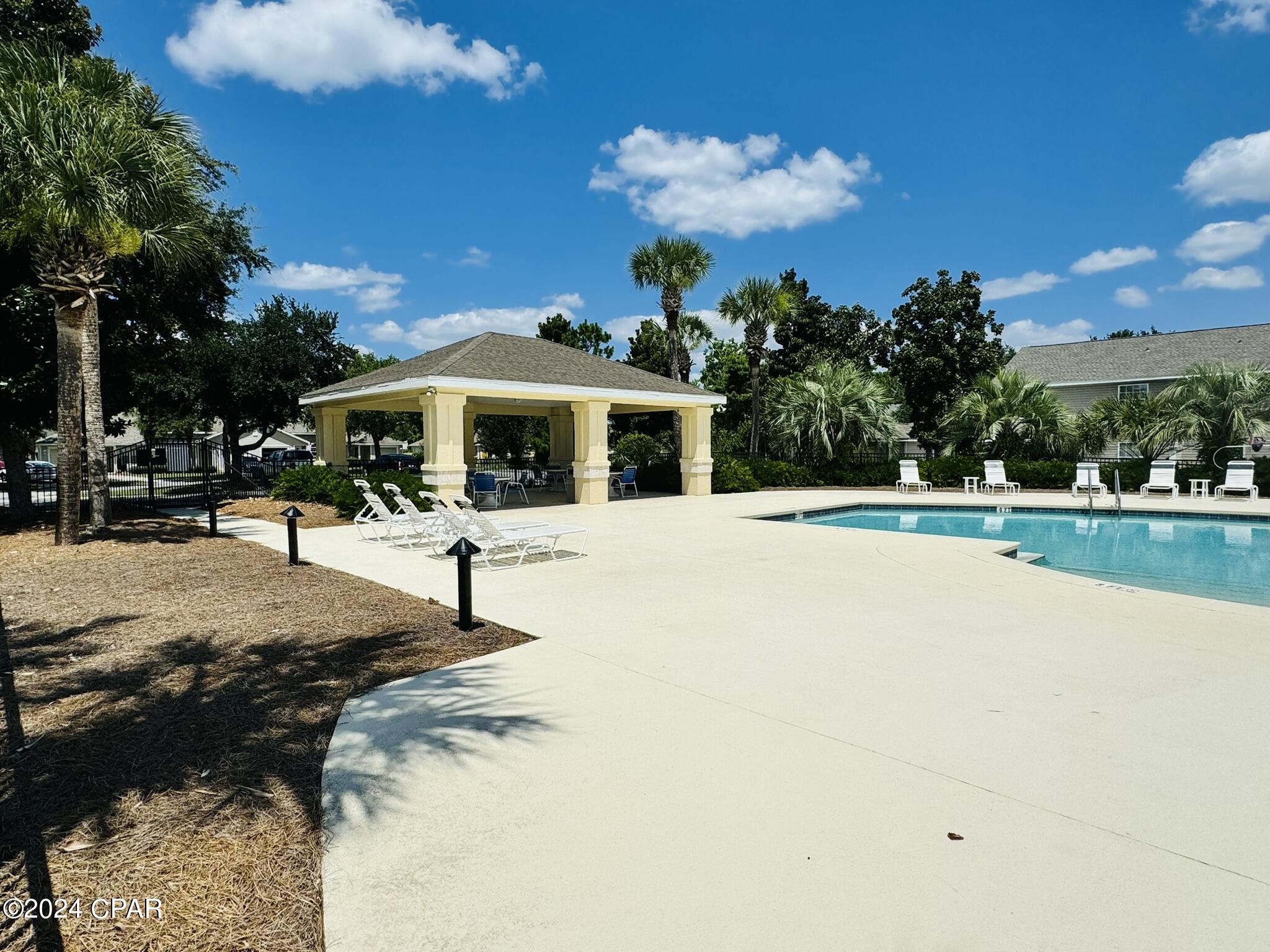 Image 39 For 207 Windsor Way