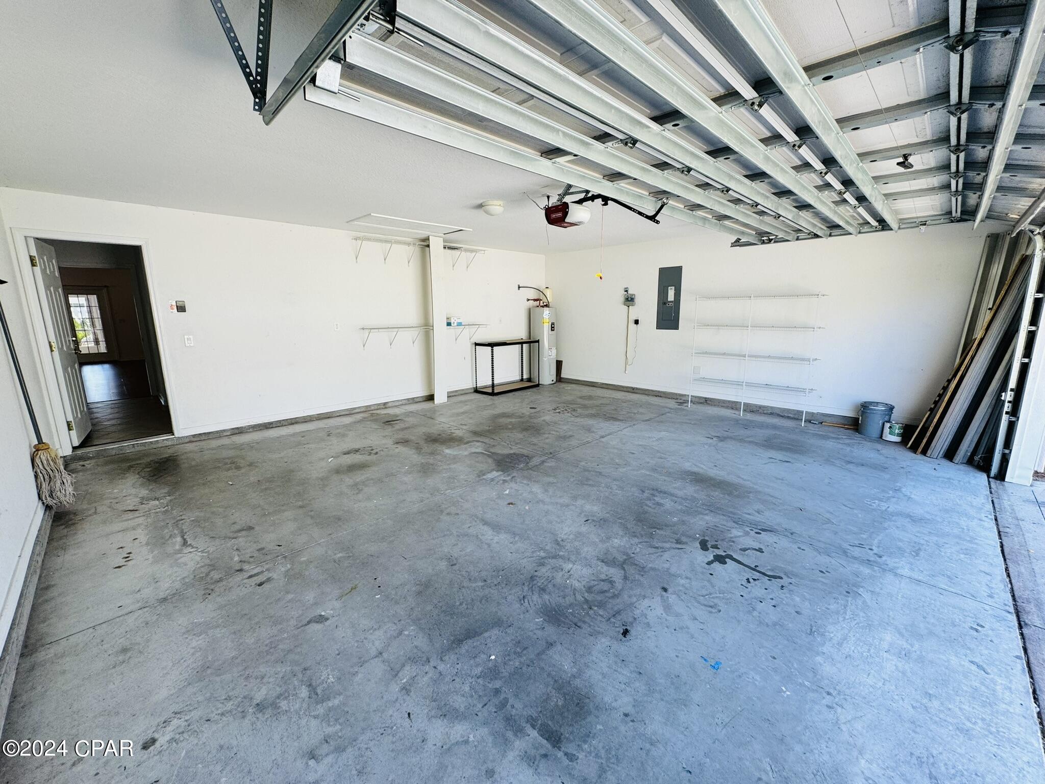 Image 47 For 207 Windsor Way