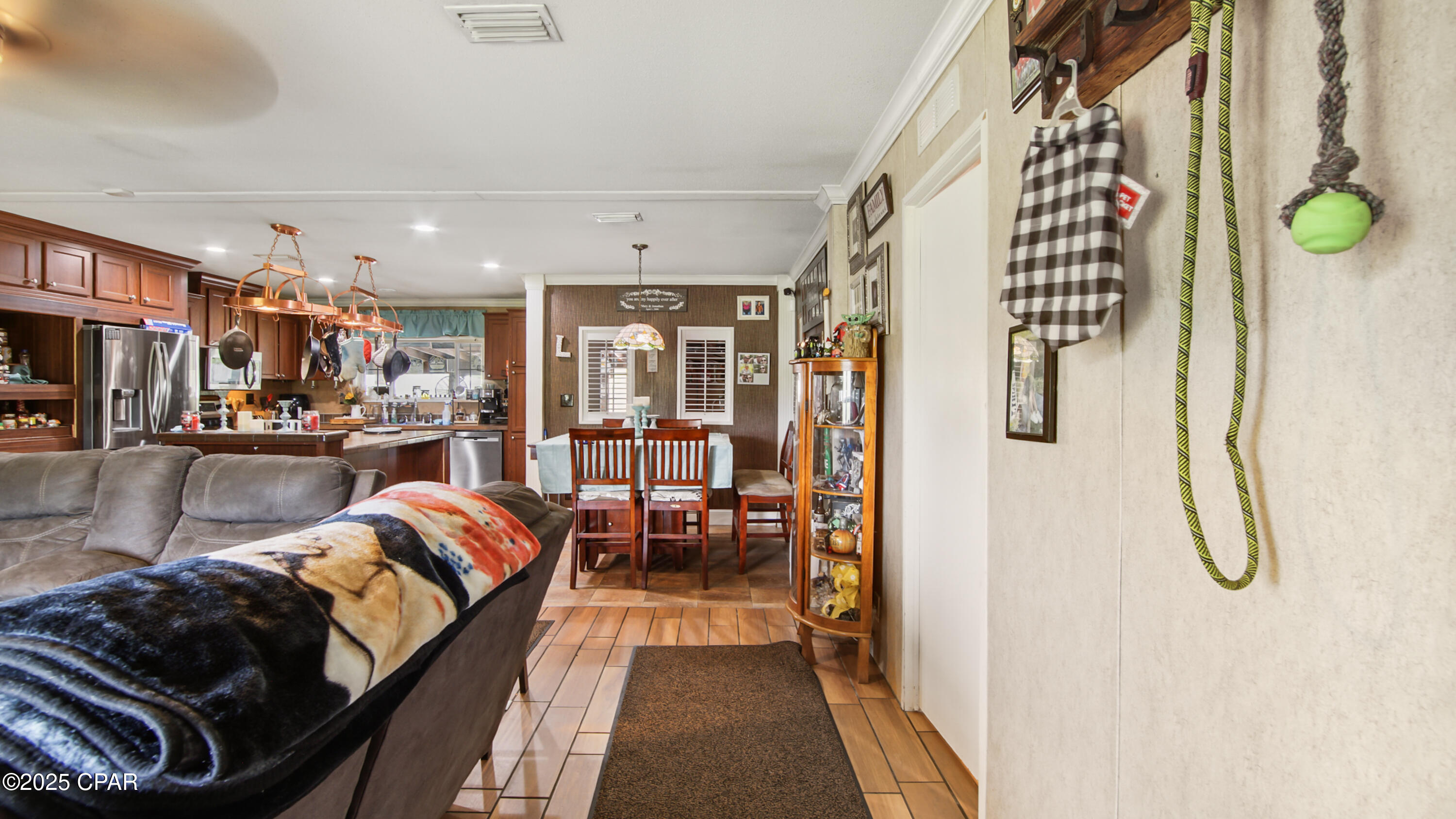 Image 11 For 490 Quail Hollow Boulevard