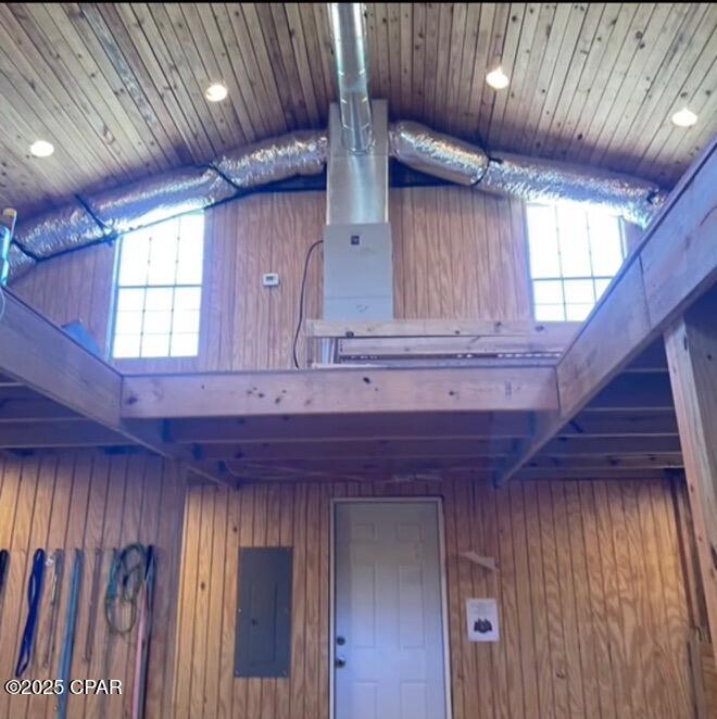 Image 51 For 490 Quail Hollow Boulevard