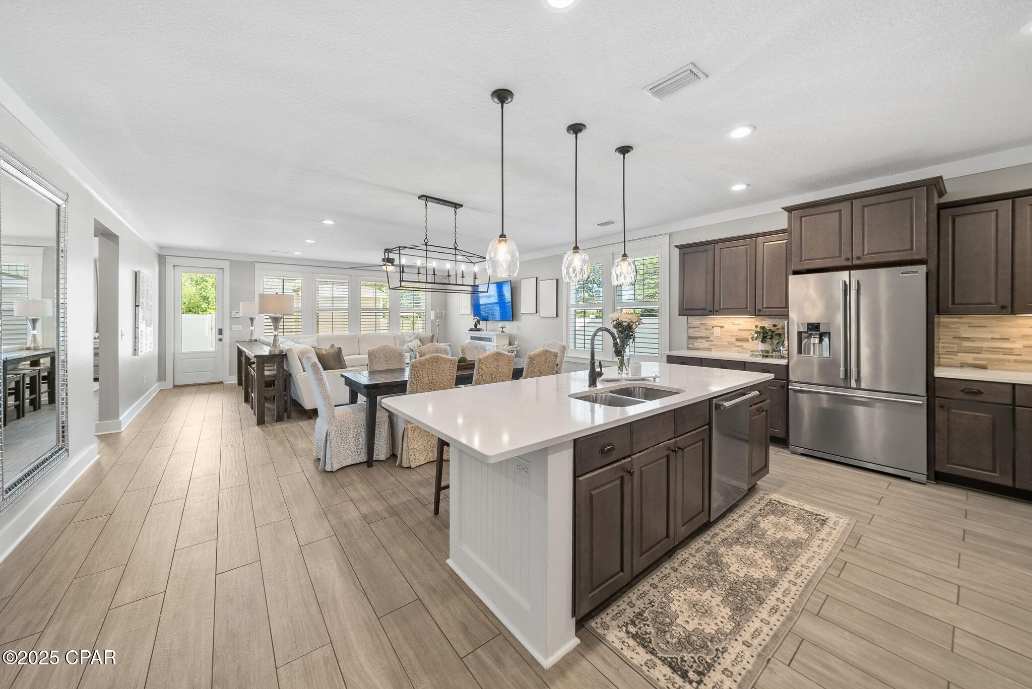 Image 8 For 1325 Kestrel Street