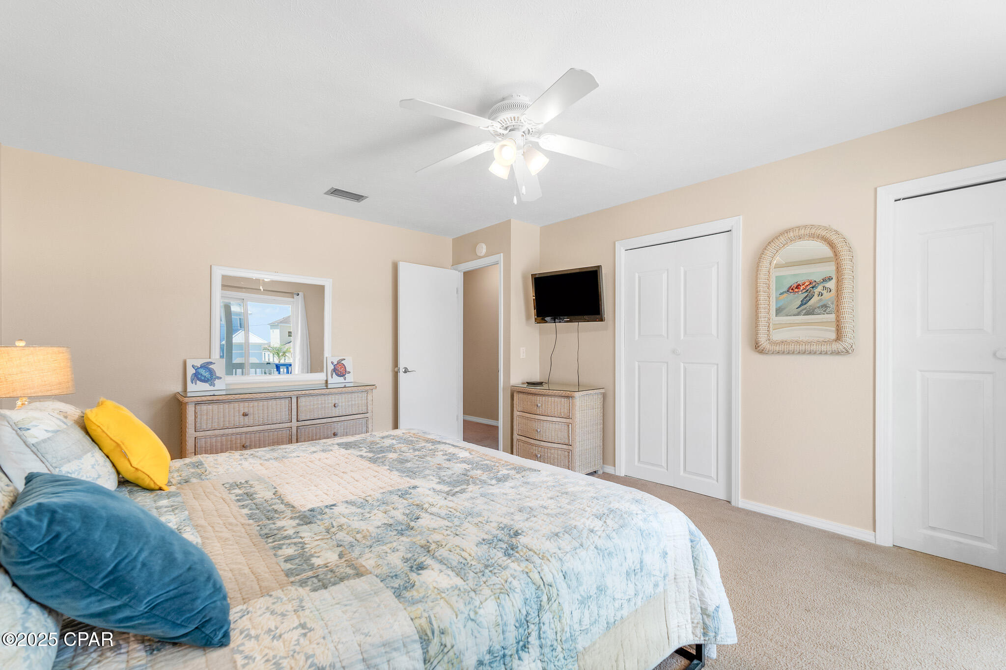 Image 18 For 21514 Front Beach Road