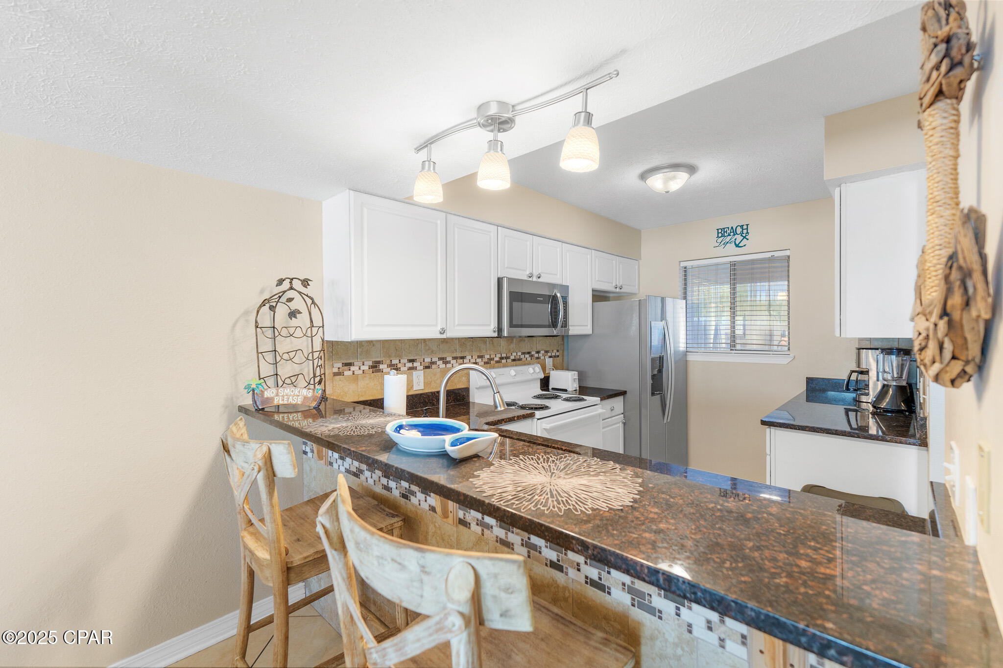 Image 9 For 21514 Front Beach Road