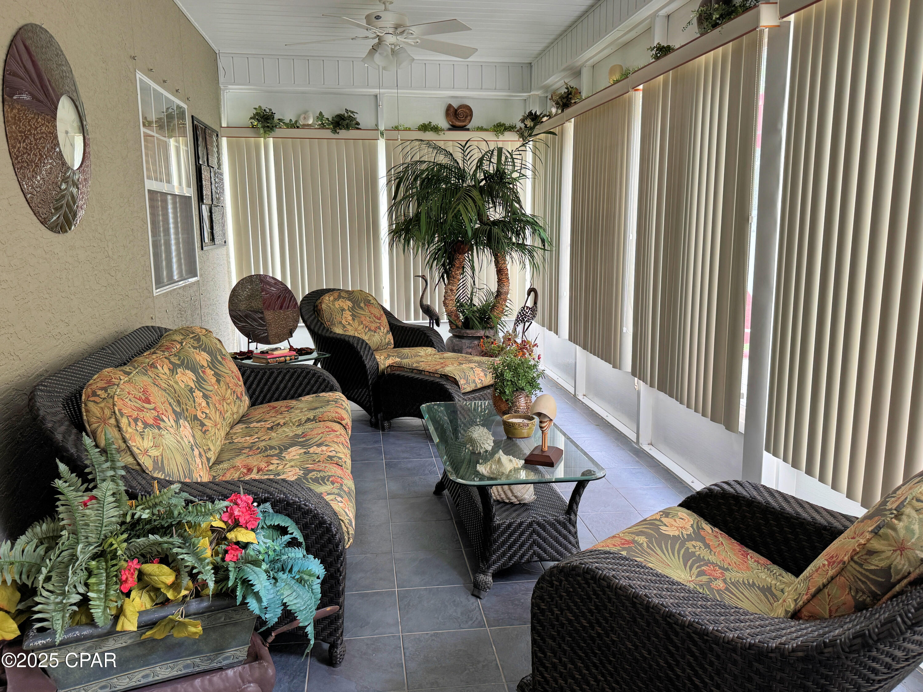 Image 16 For 219 Oxford Avenue