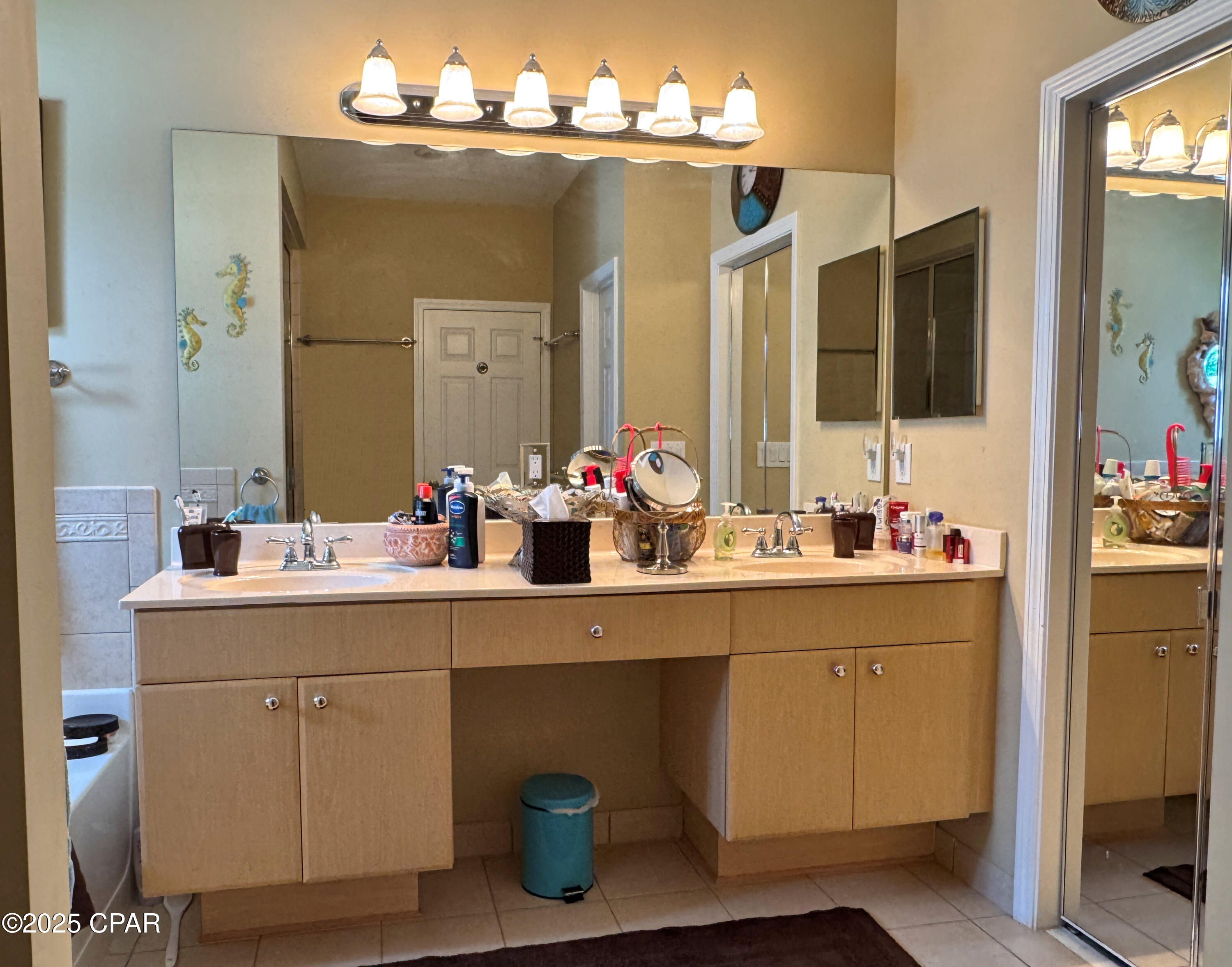 Image 27 For 219 Oxford Avenue