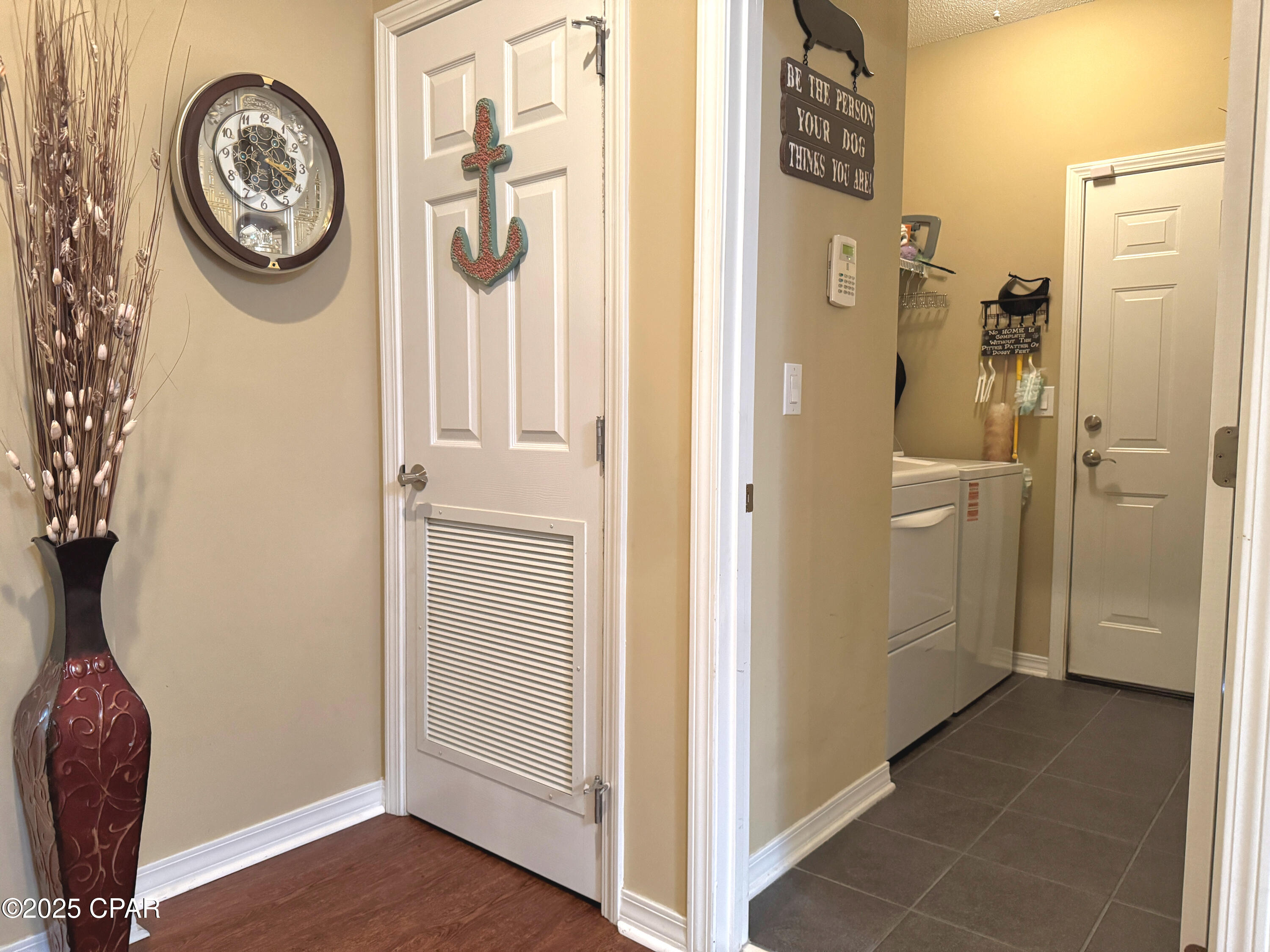 Image 38 For 219 Oxford Avenue