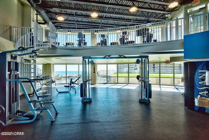 Image 45 For 9860 Thomas Drive 1001