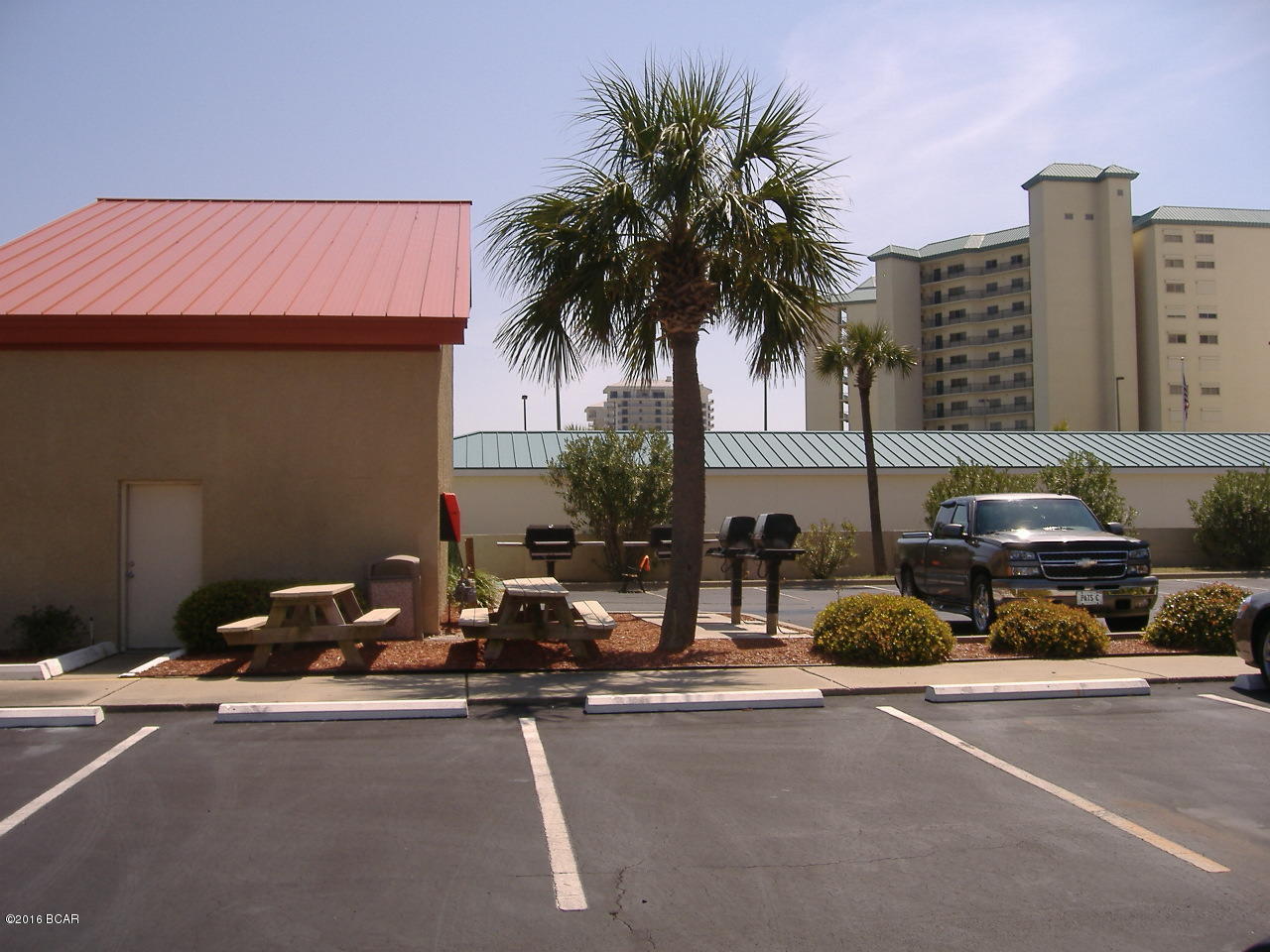 Image 6 For 6505 Thomas Drive 904