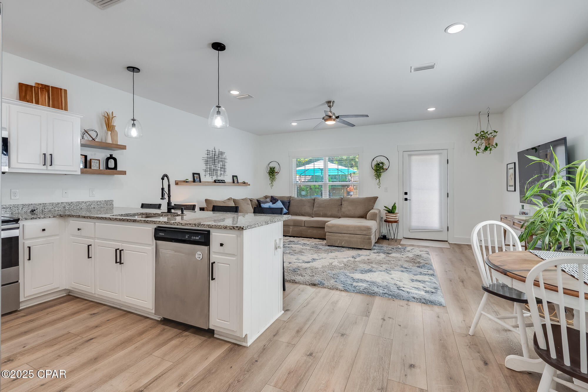 Image 5 For 9016 Banyan Beach Drive