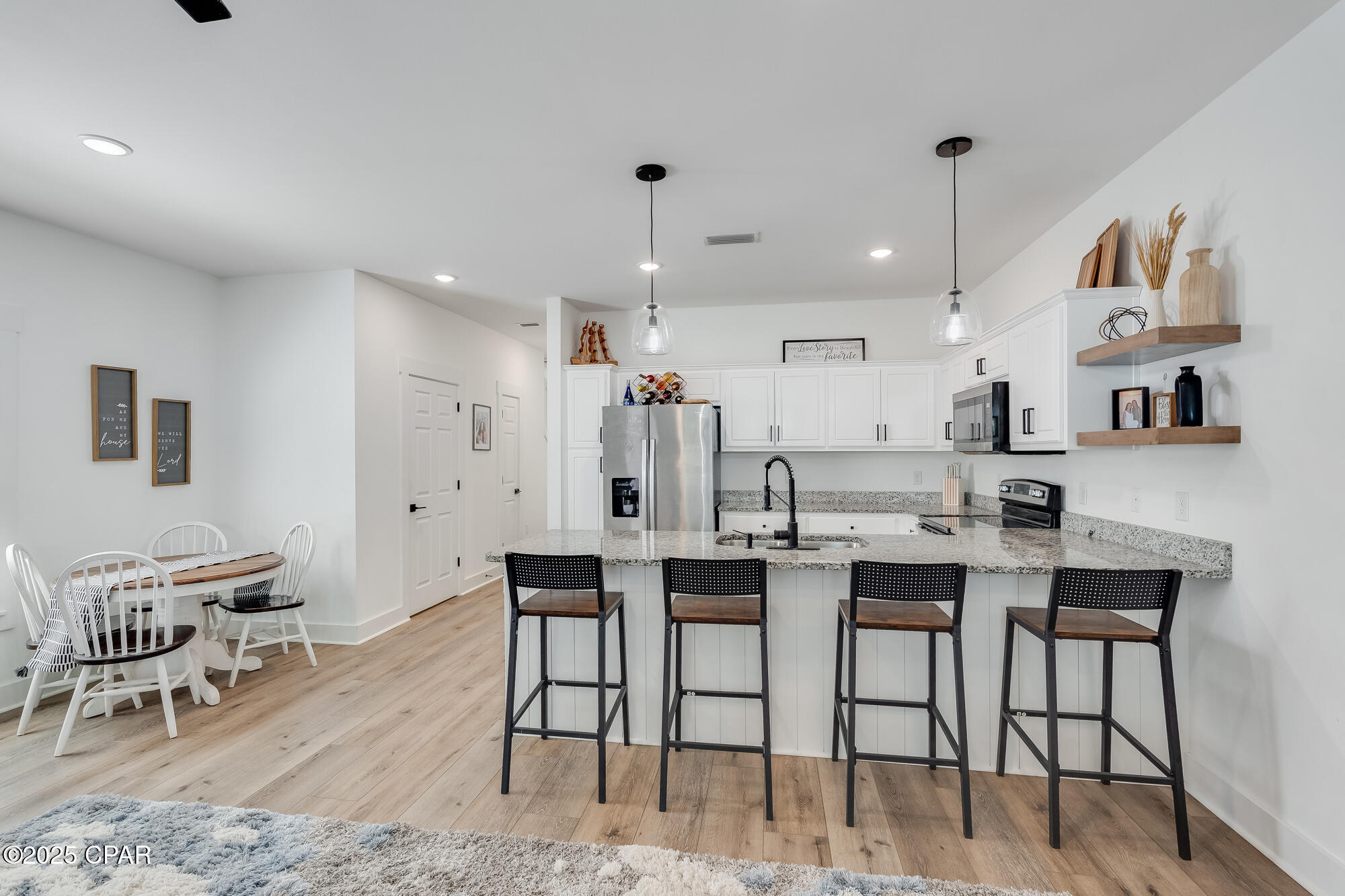 Image 9 For 9016 Banyan Beach Drive