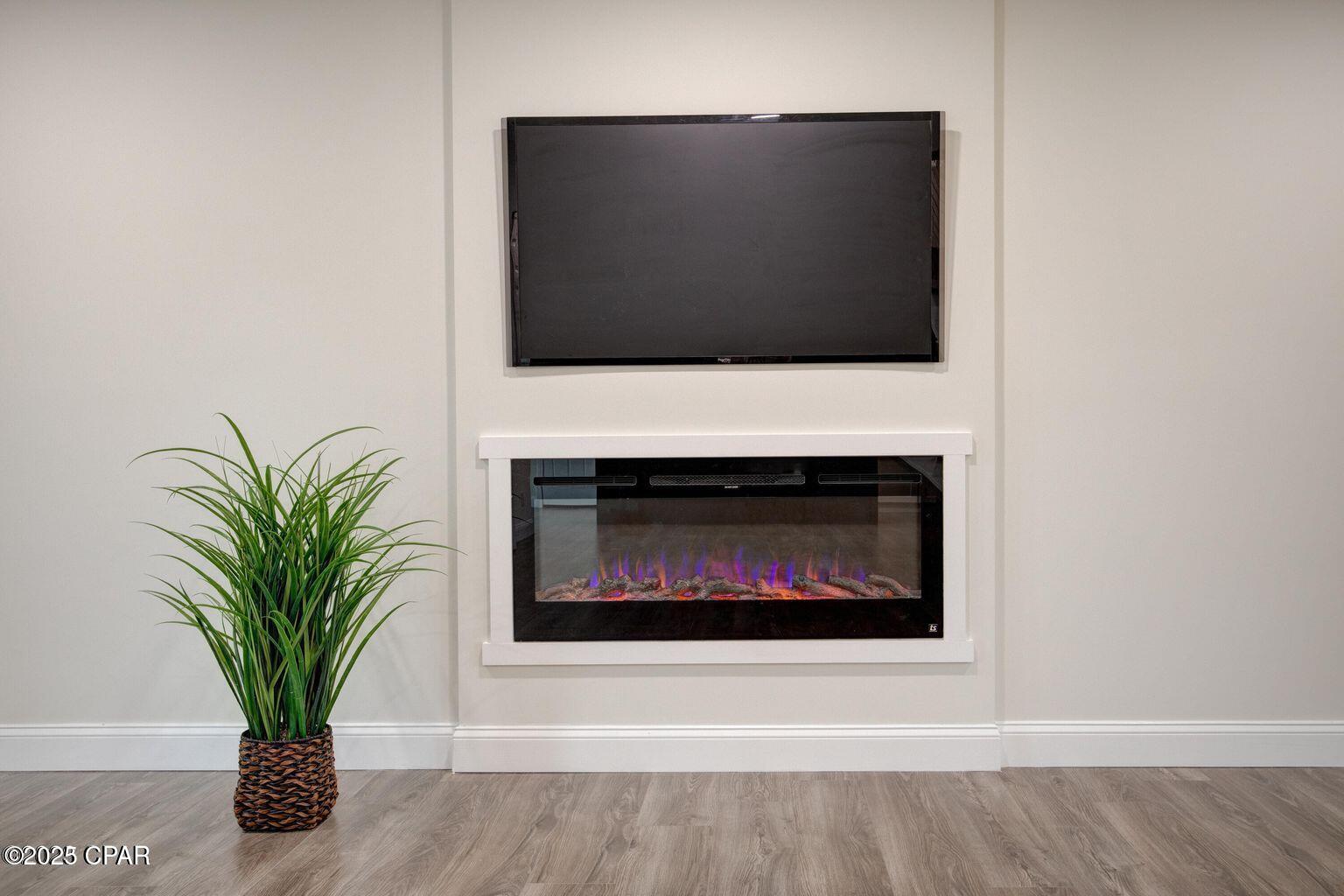 Image 4 For 4205 Deerpoint Lake Drive