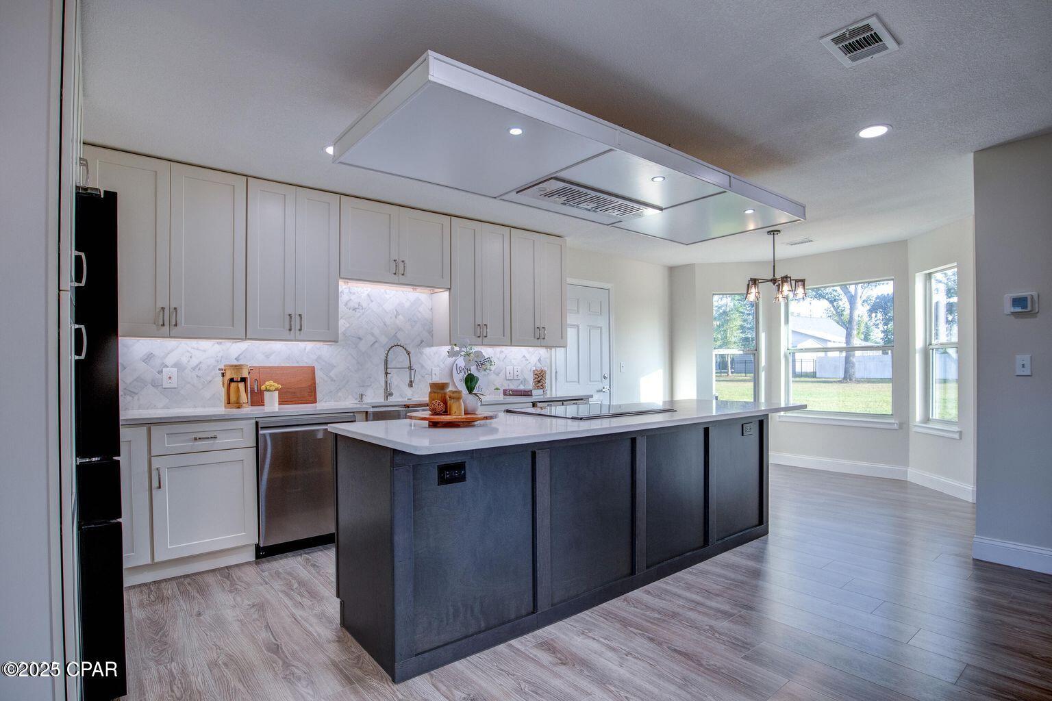 Image 7 For 4205 Deerpoint Lake Drive