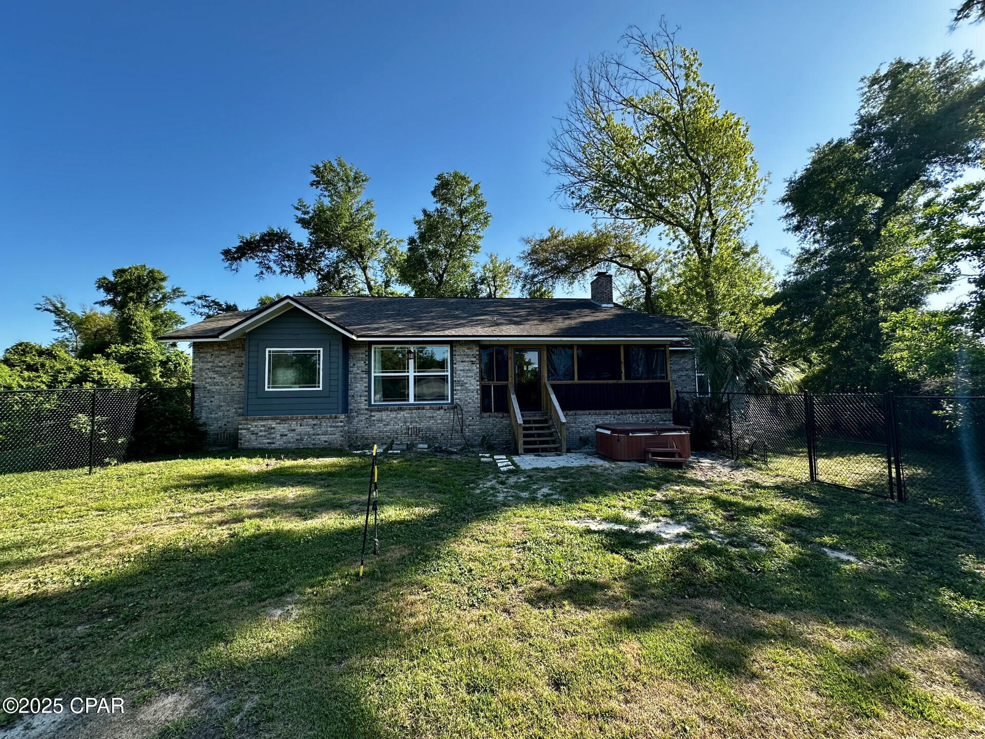 Image 2 For 7248 Lakeland Drive