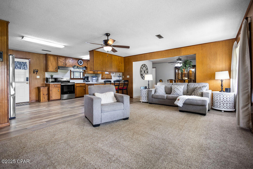 Image 17 For 1544 Highway 277