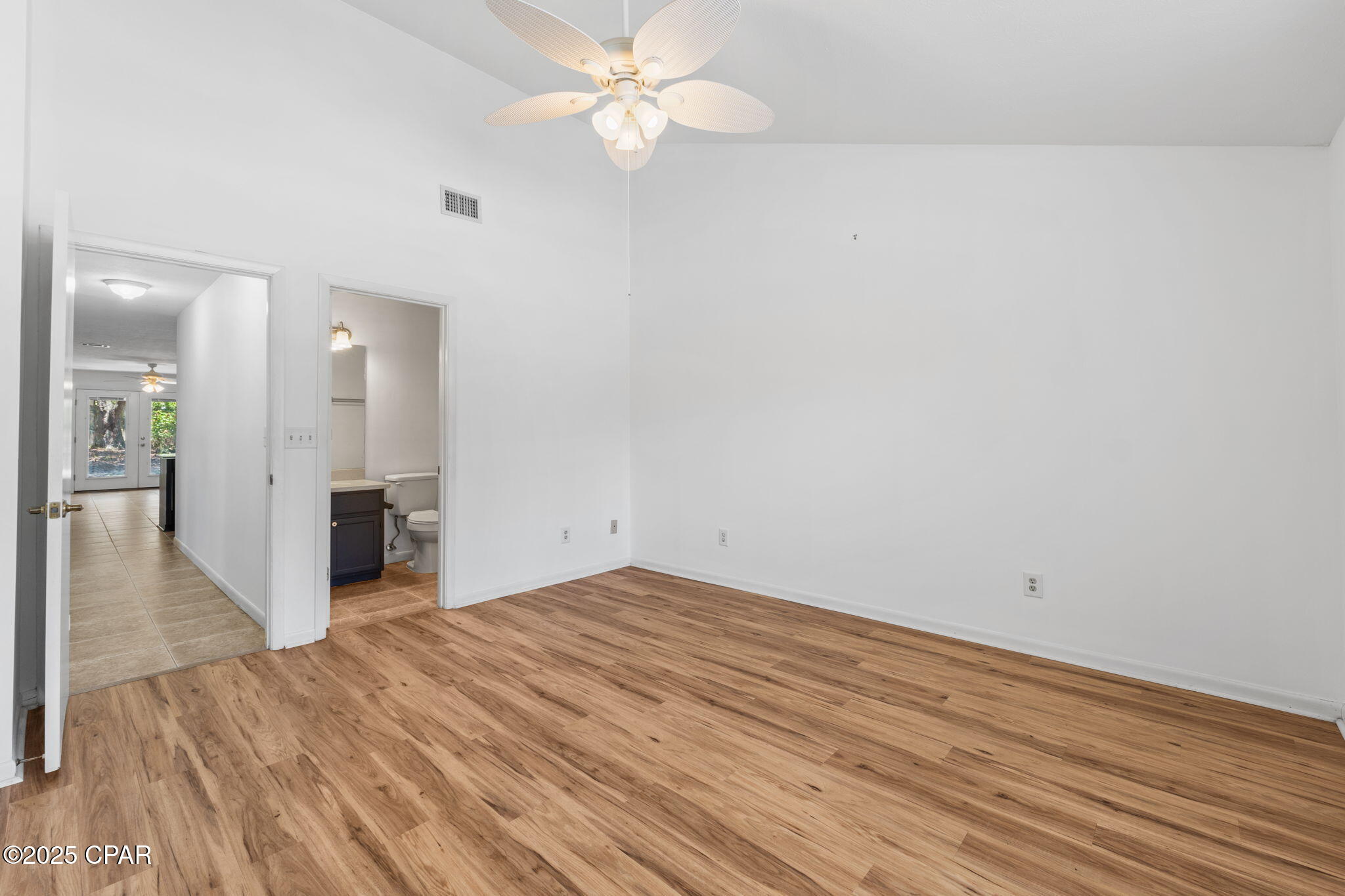 Image 0 For 2026 Baker Court 4