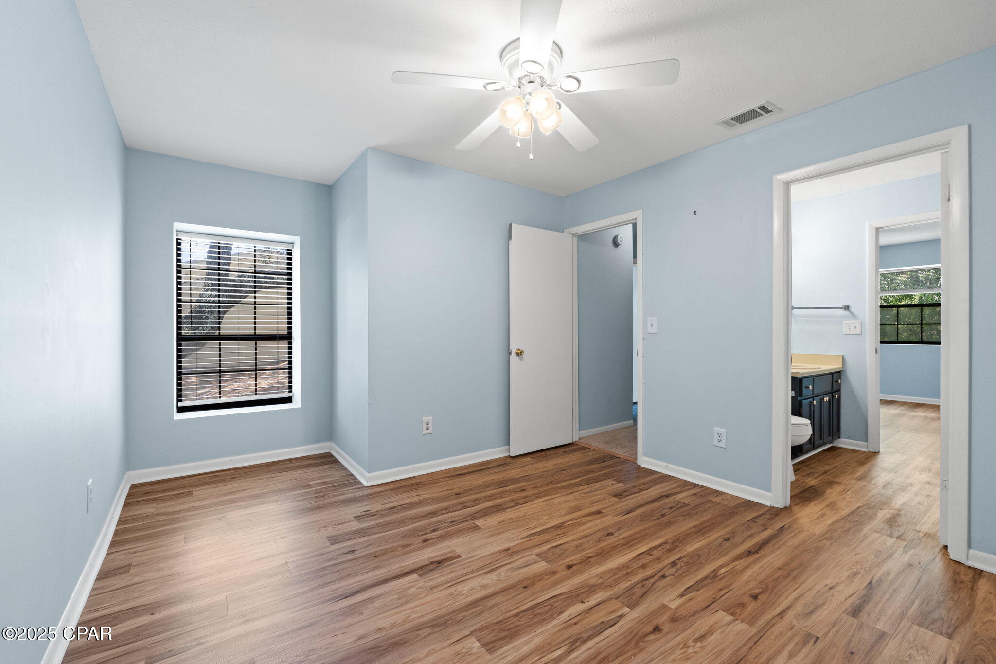 Image 21 For 2026 Baker Court 4