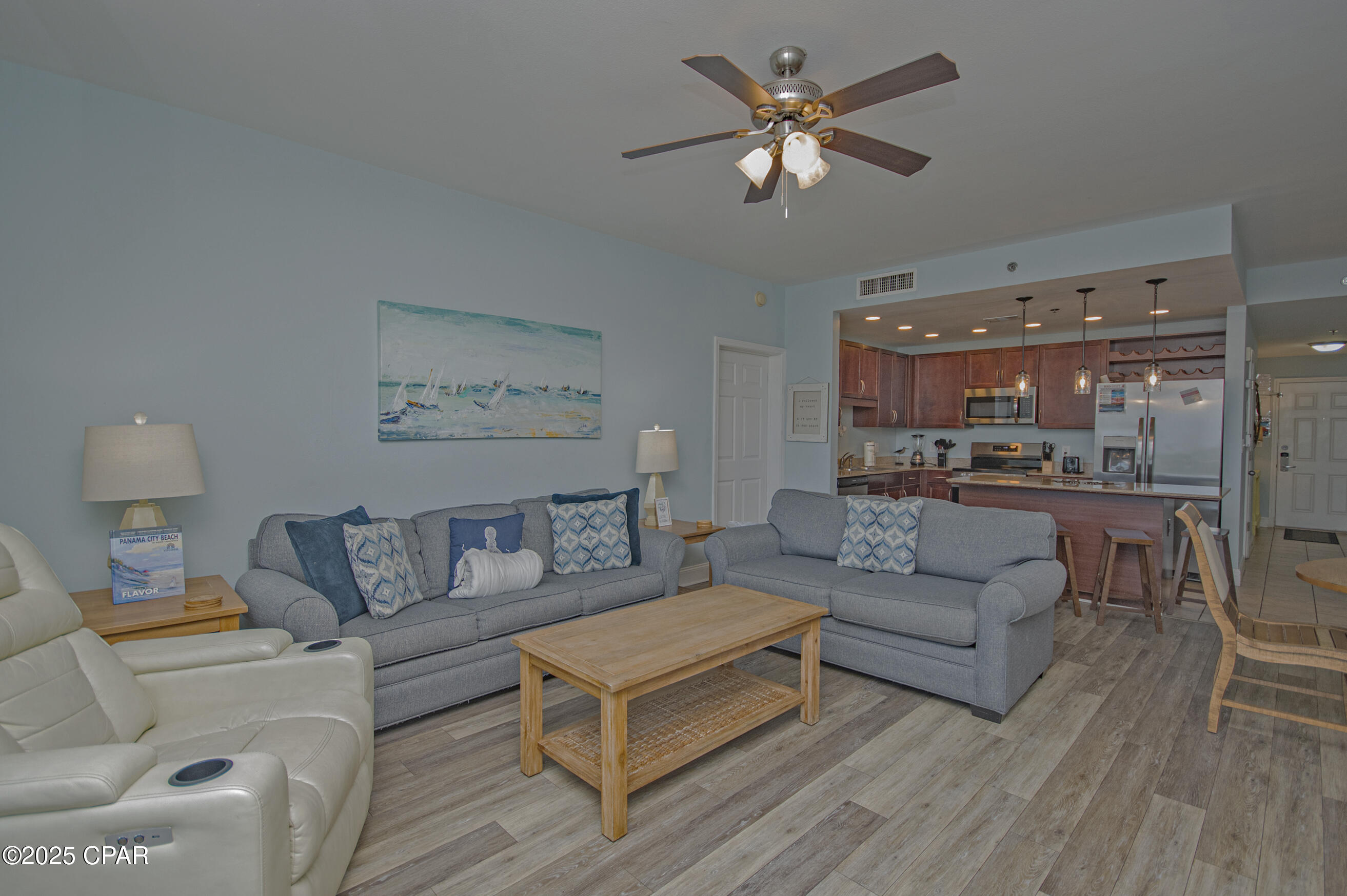Image 12 For 9902 Thomas Drive 431