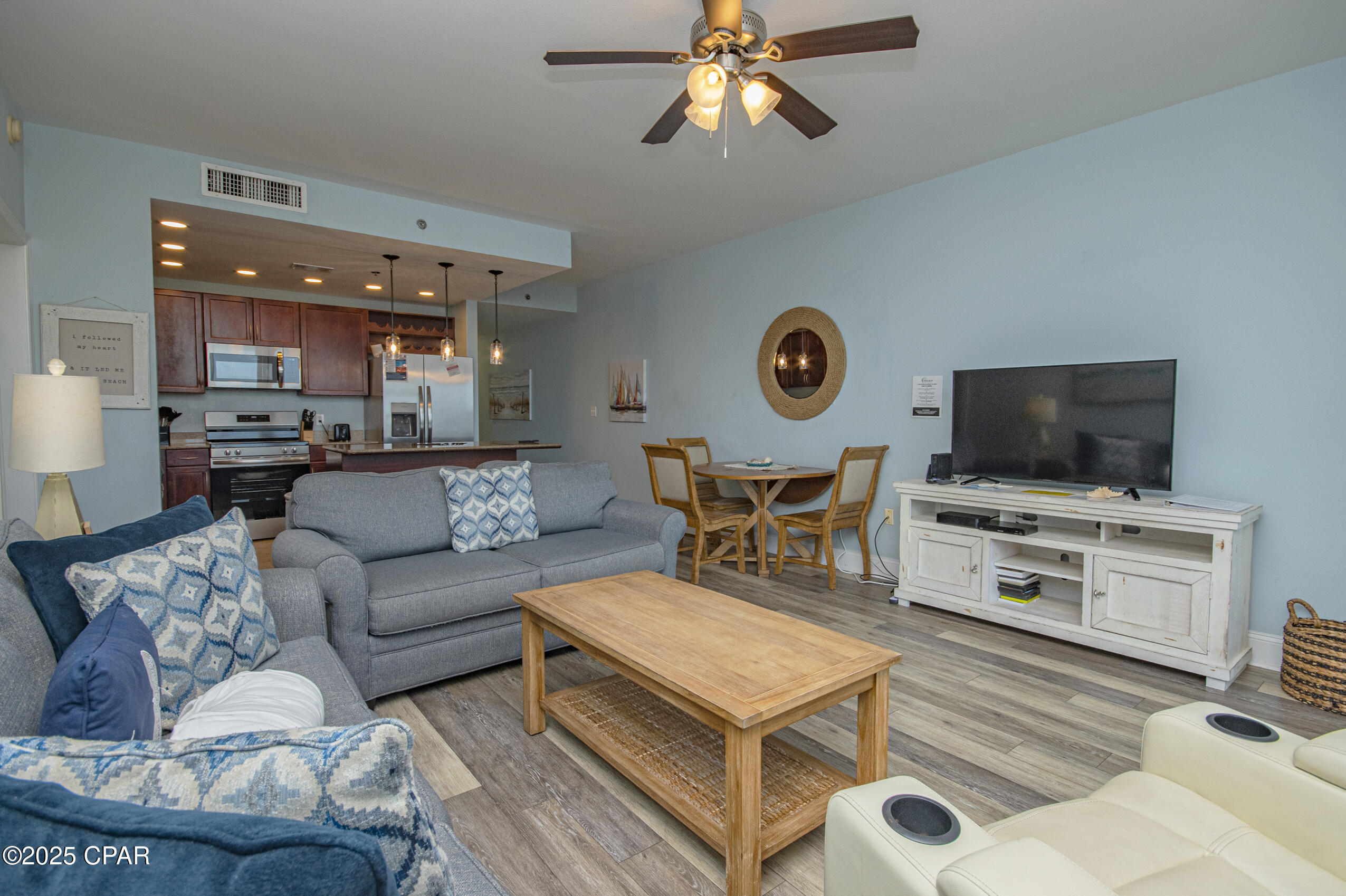 Image 13 For 9902 Thomas Drive 431