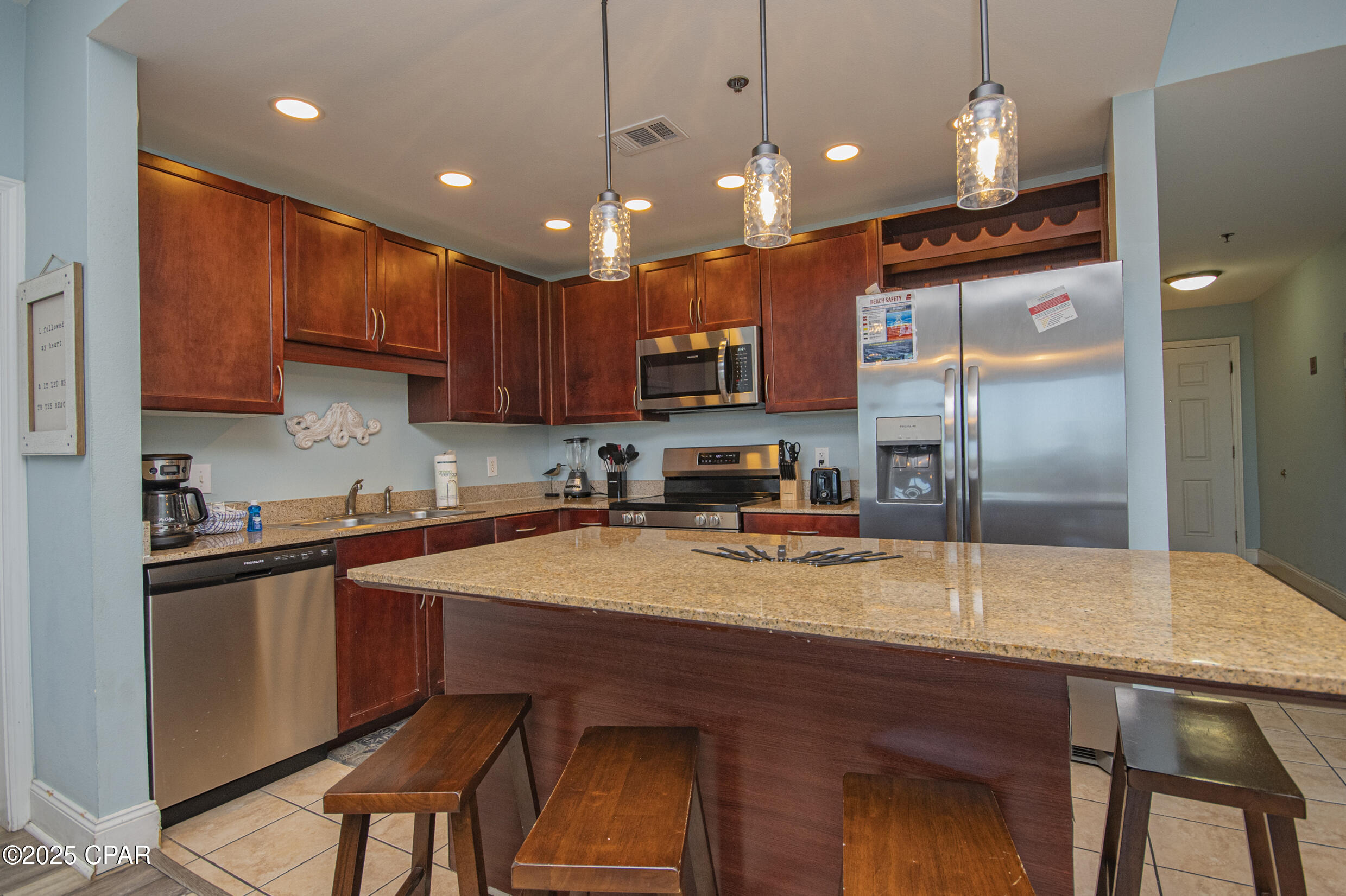 Image 18 For 9902 Thomas Drive 431