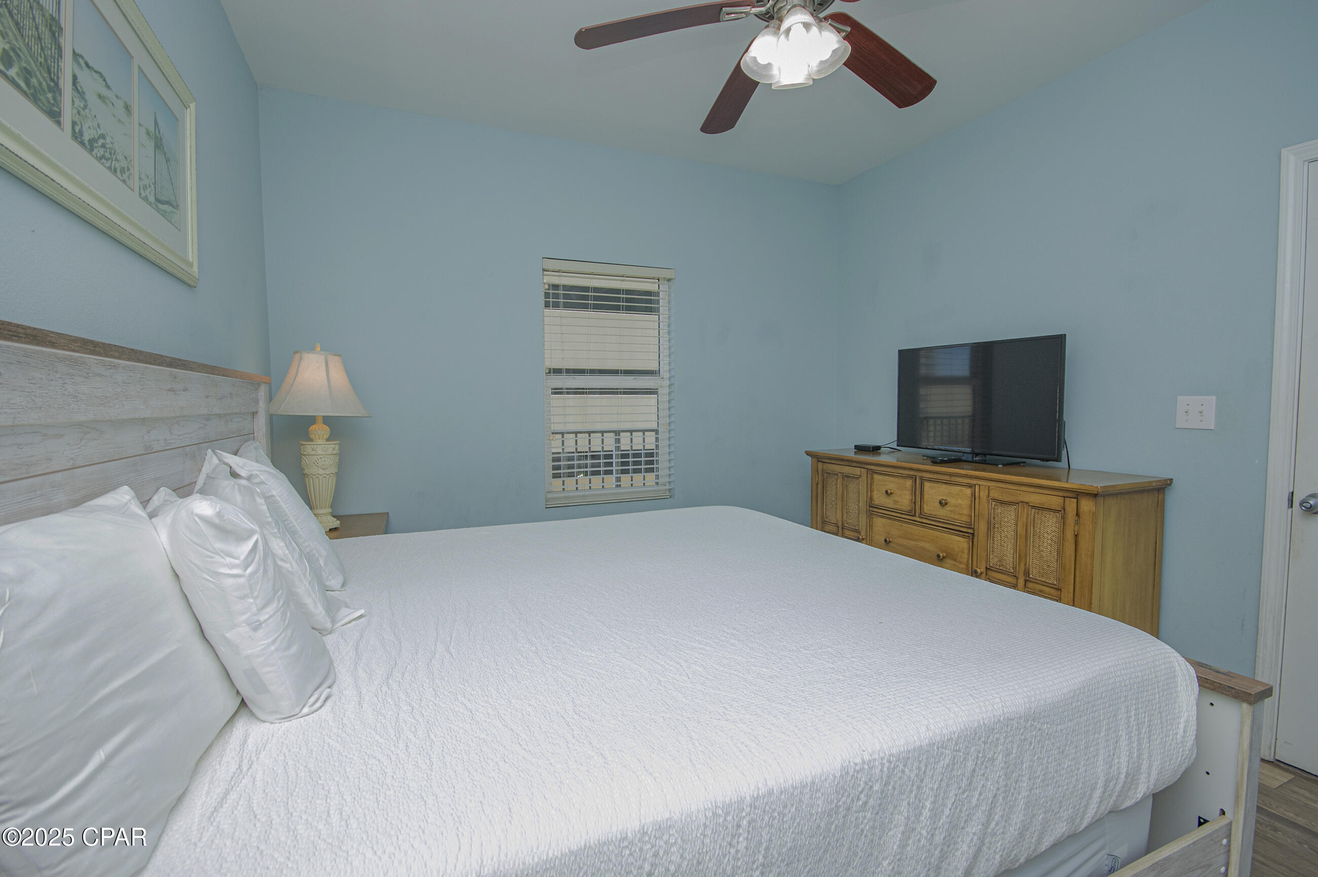 Image 24 For 9902 Thomas Drive 431