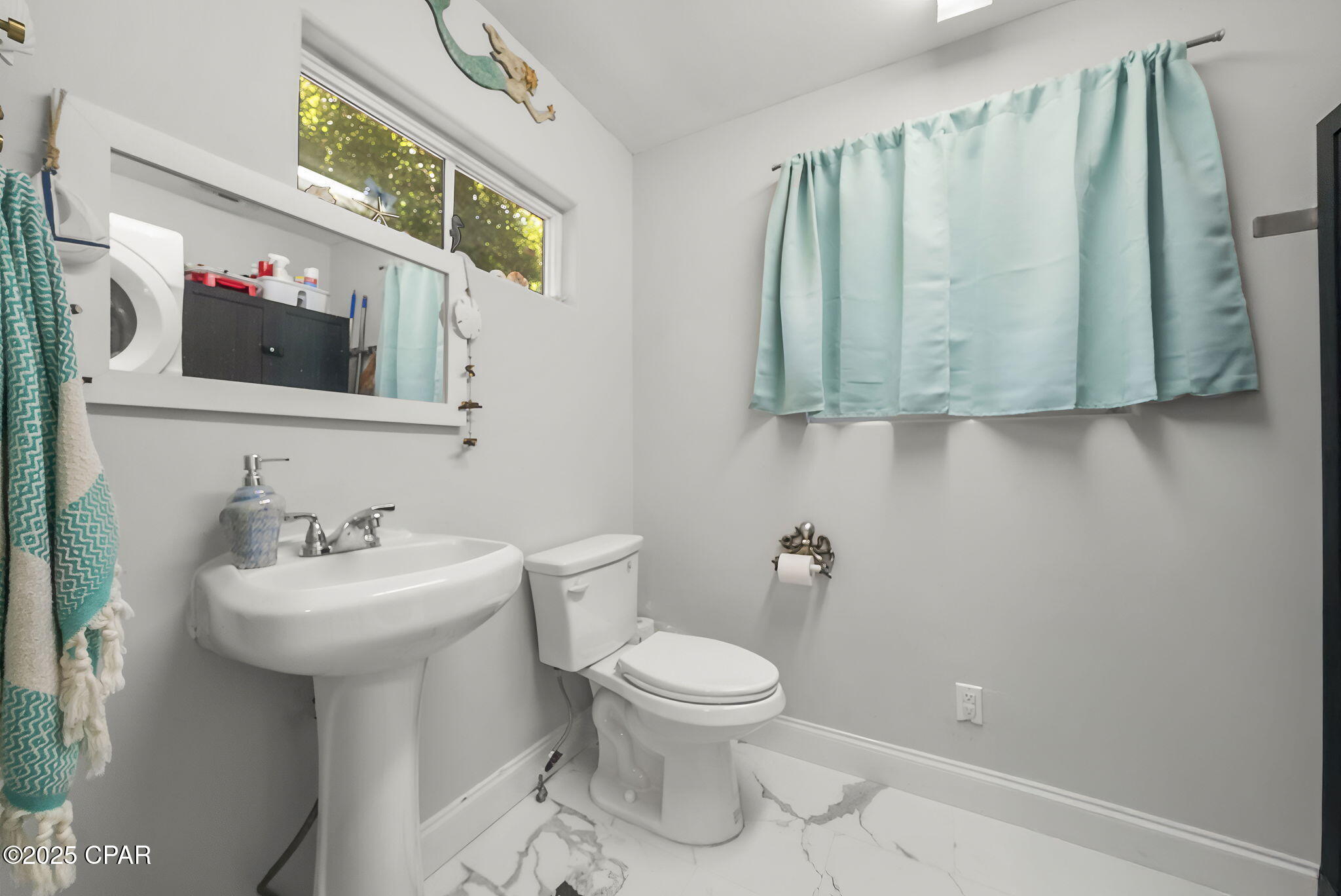 Image 11 For 1724 Alabama Avenue