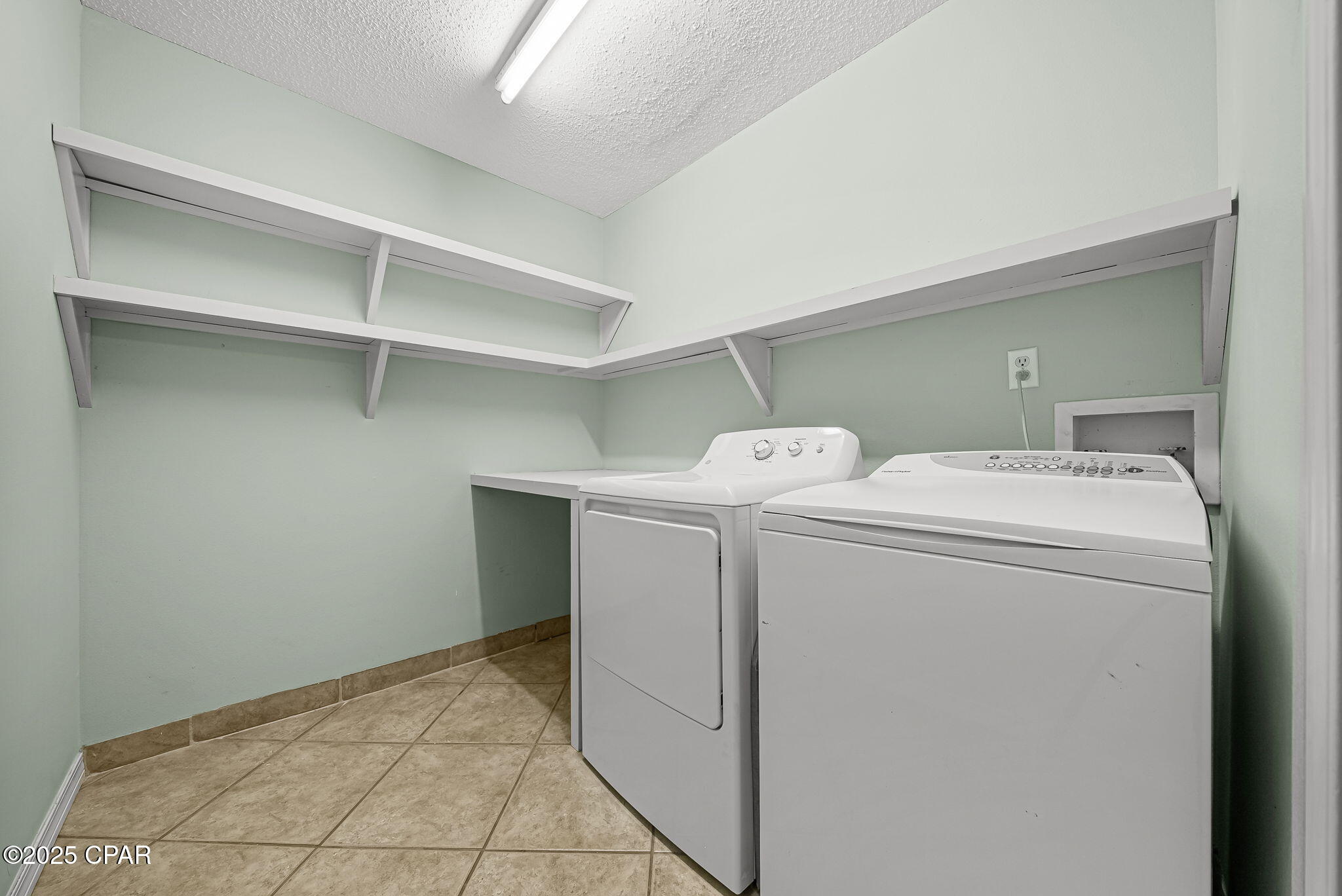 Image 16 For 38 Creek Court