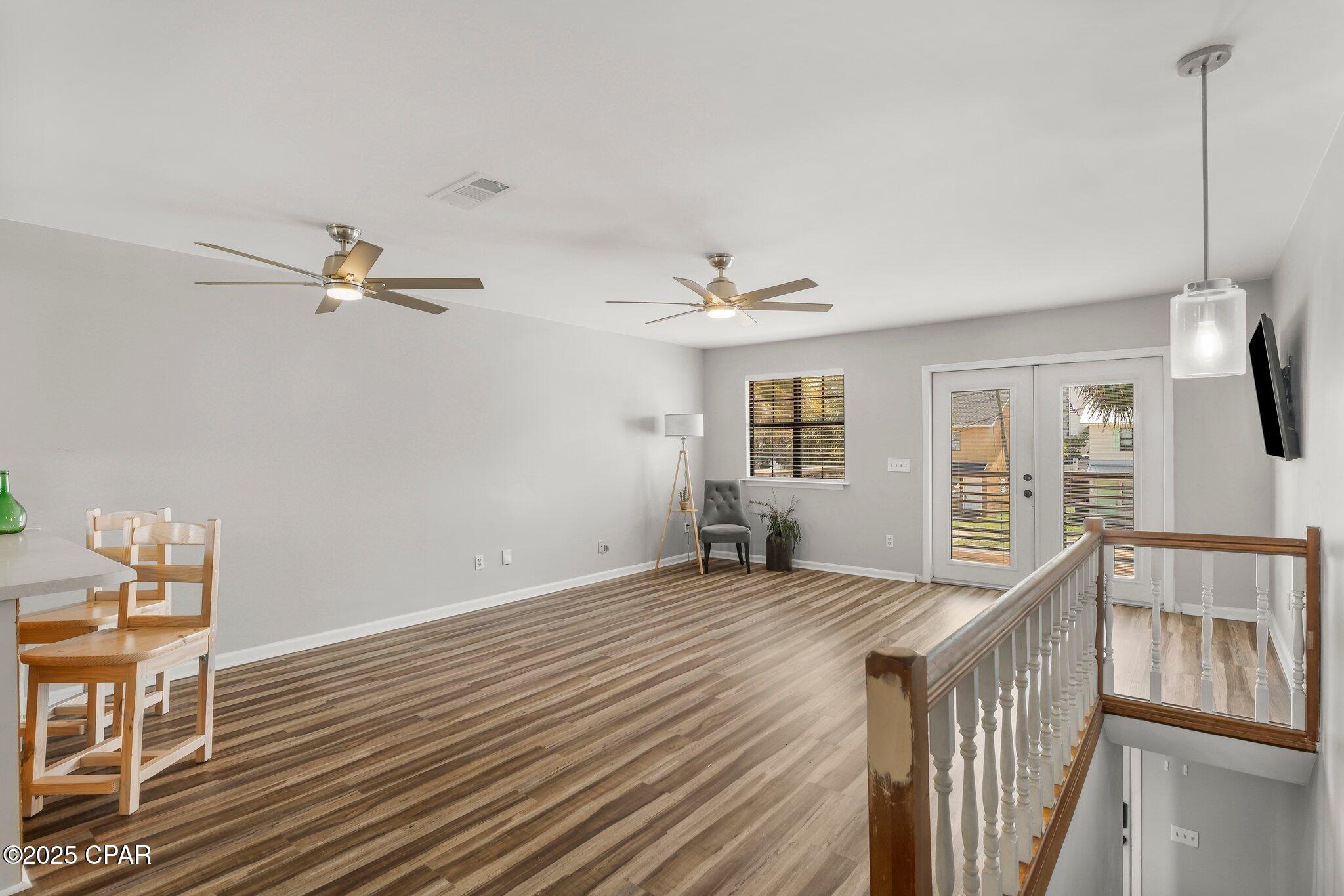 Image 12 For 6328 Beach Drive