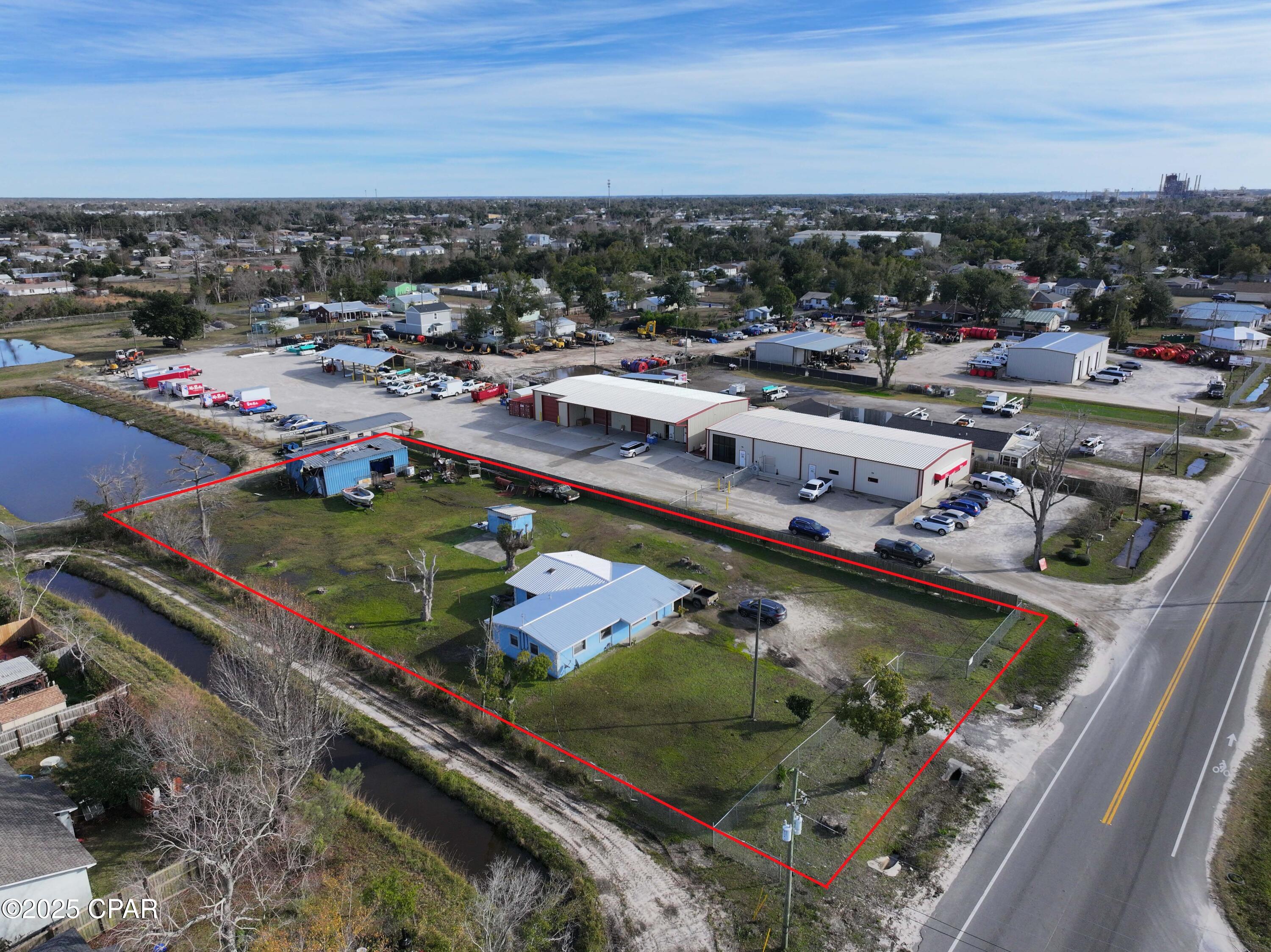 Image 28 For 922 East Avenue