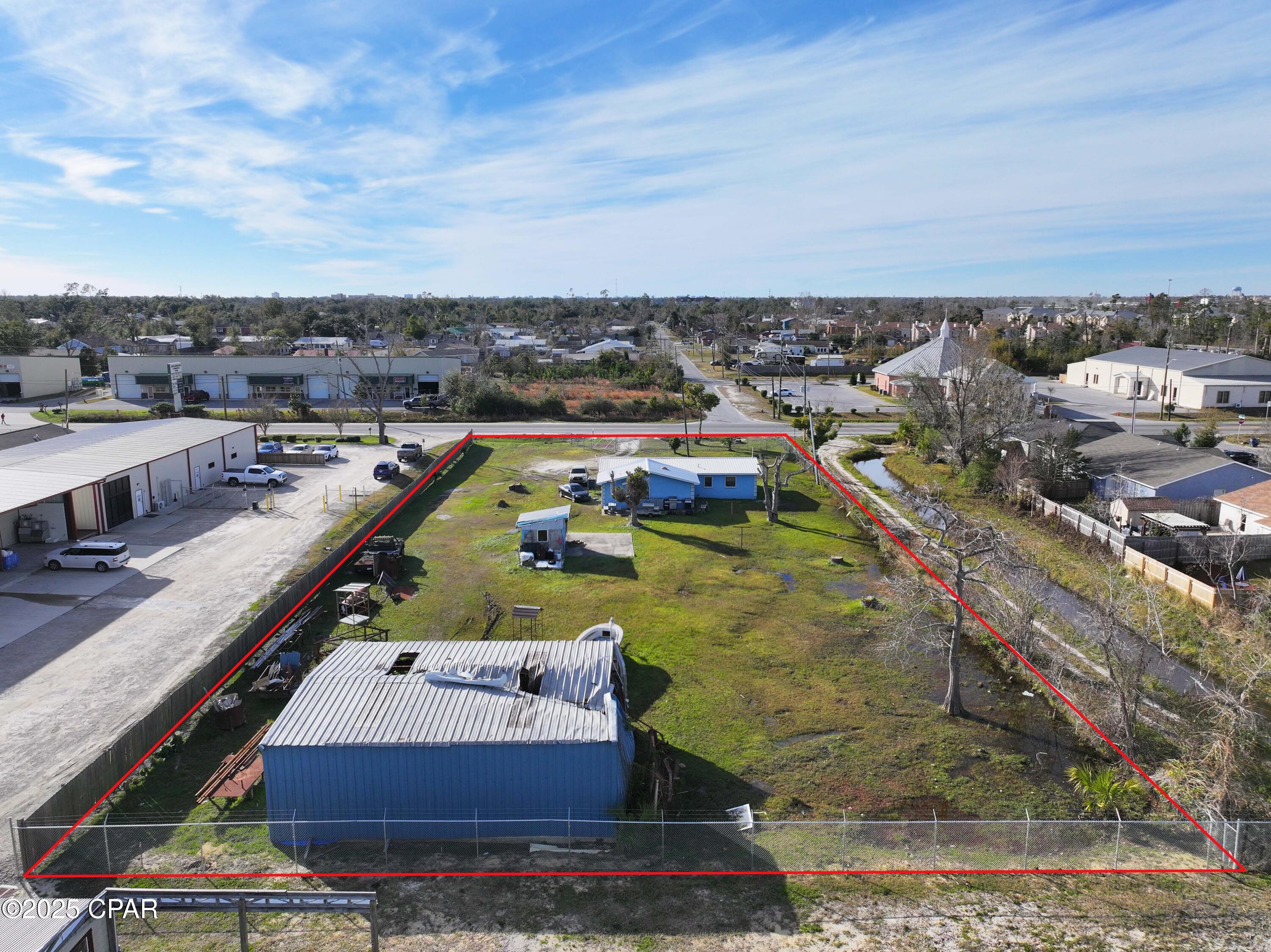 Image 39 For 922 East Avenue