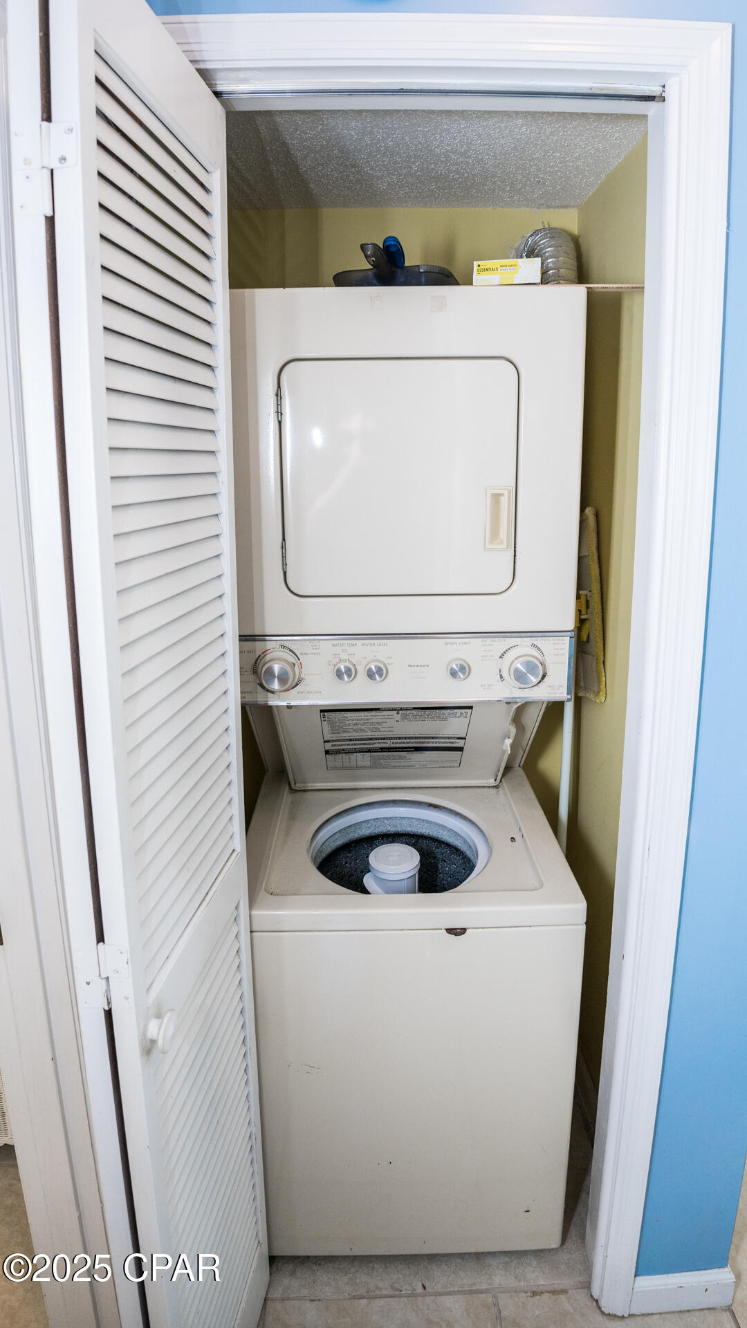 Image 12 For 17462 Front Beach Road 26a