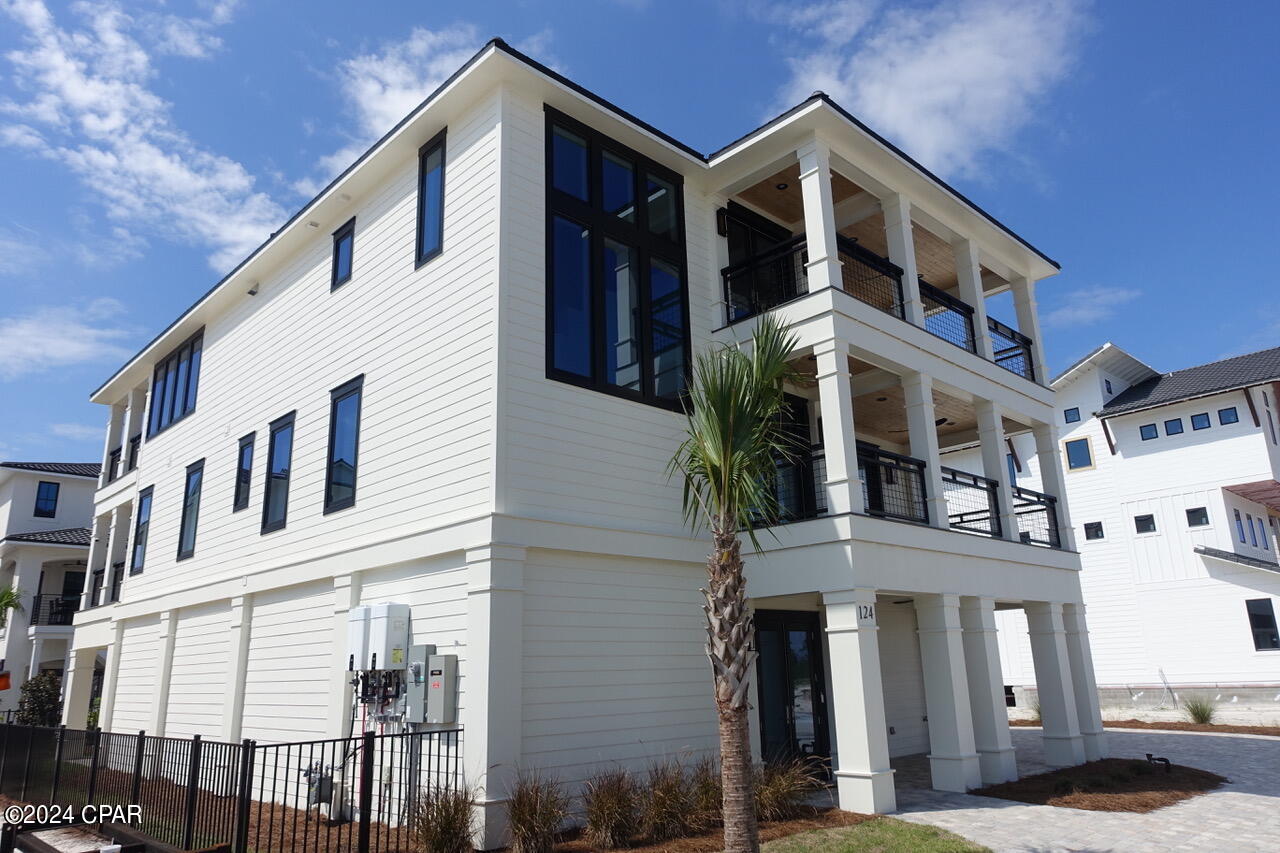 Image 23 For 124 Sugar Sand W