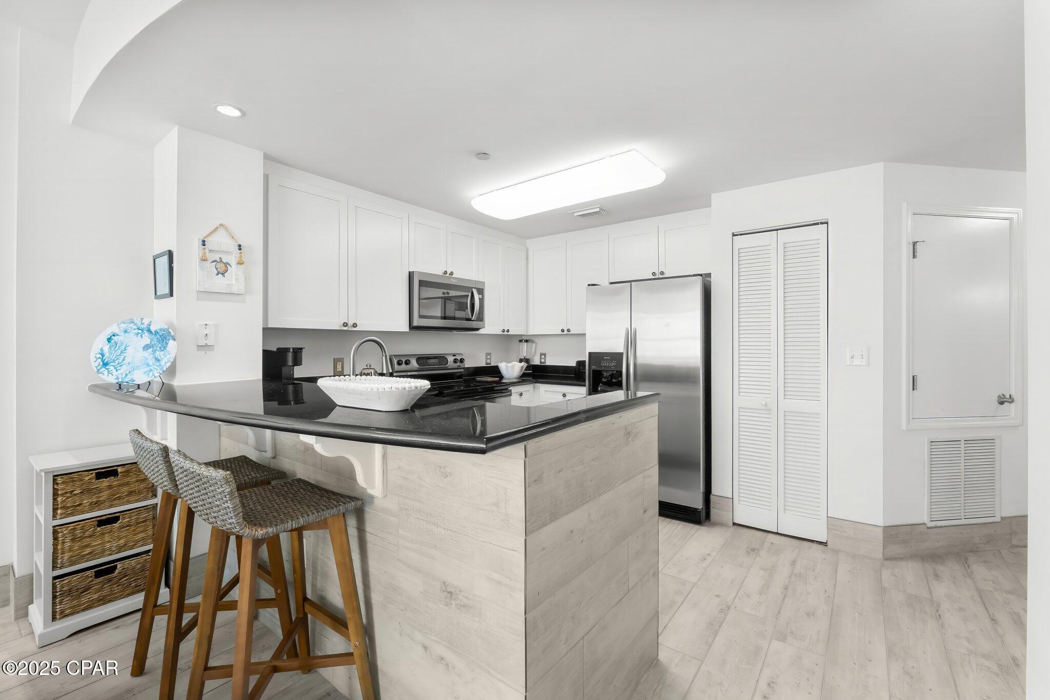 Image 14 For 15625 Front Beach Road 1610