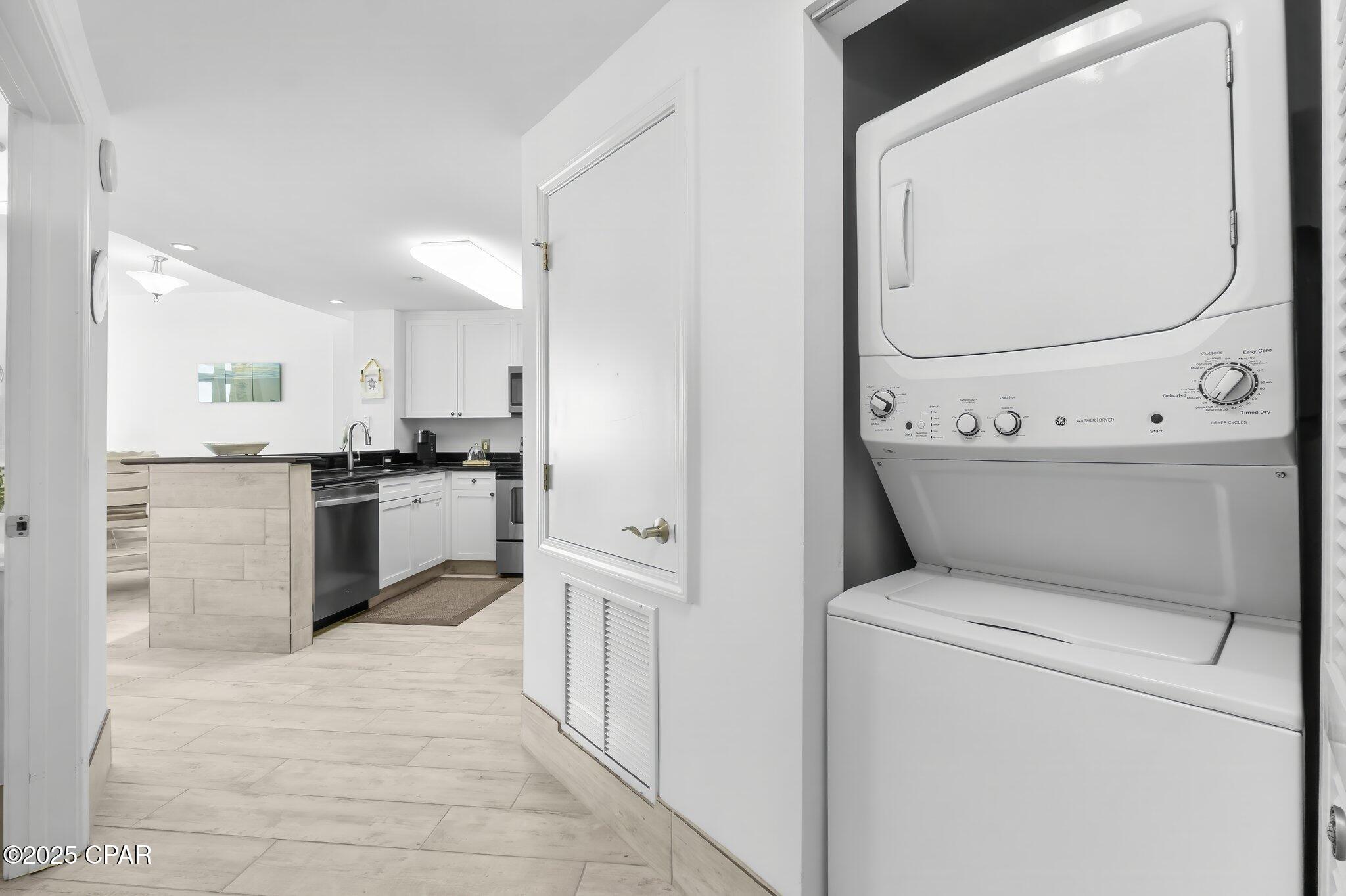 Image 27 For 15625 Front Beach Road 1610